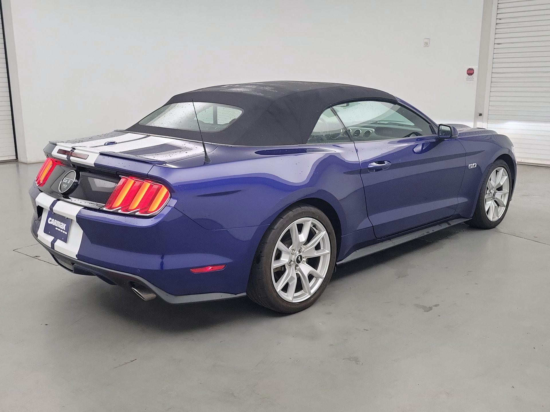 Thumbnail: 2015 Ford Mustang - 5