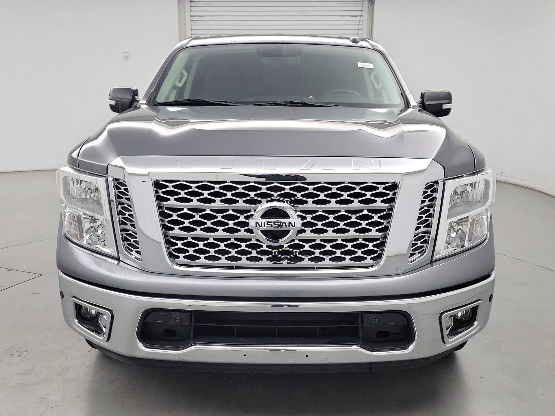 Thumbnail: 2019 Nissan Titan - 2