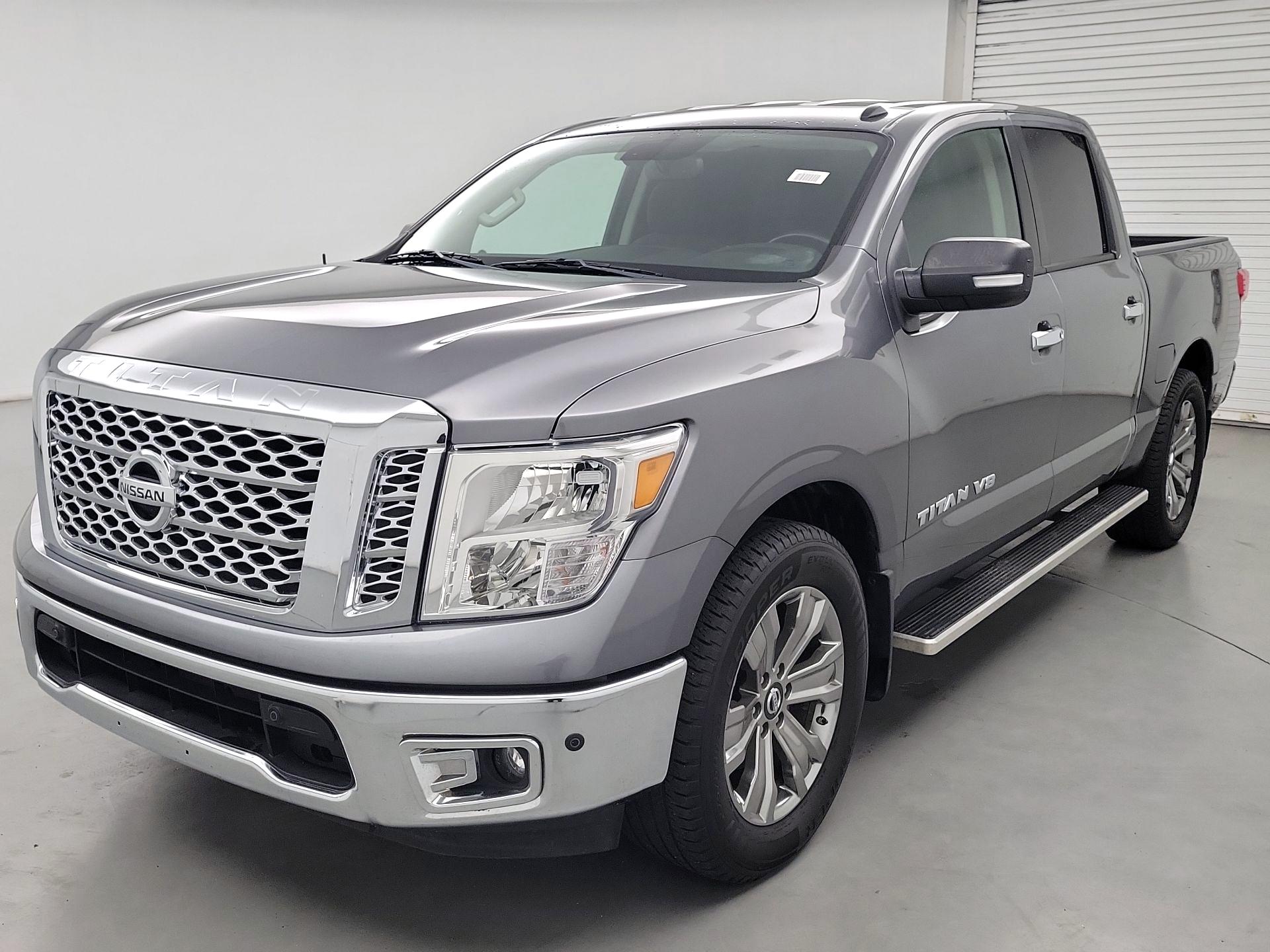 Thumbnail: 2019 Nissan Titan - 3