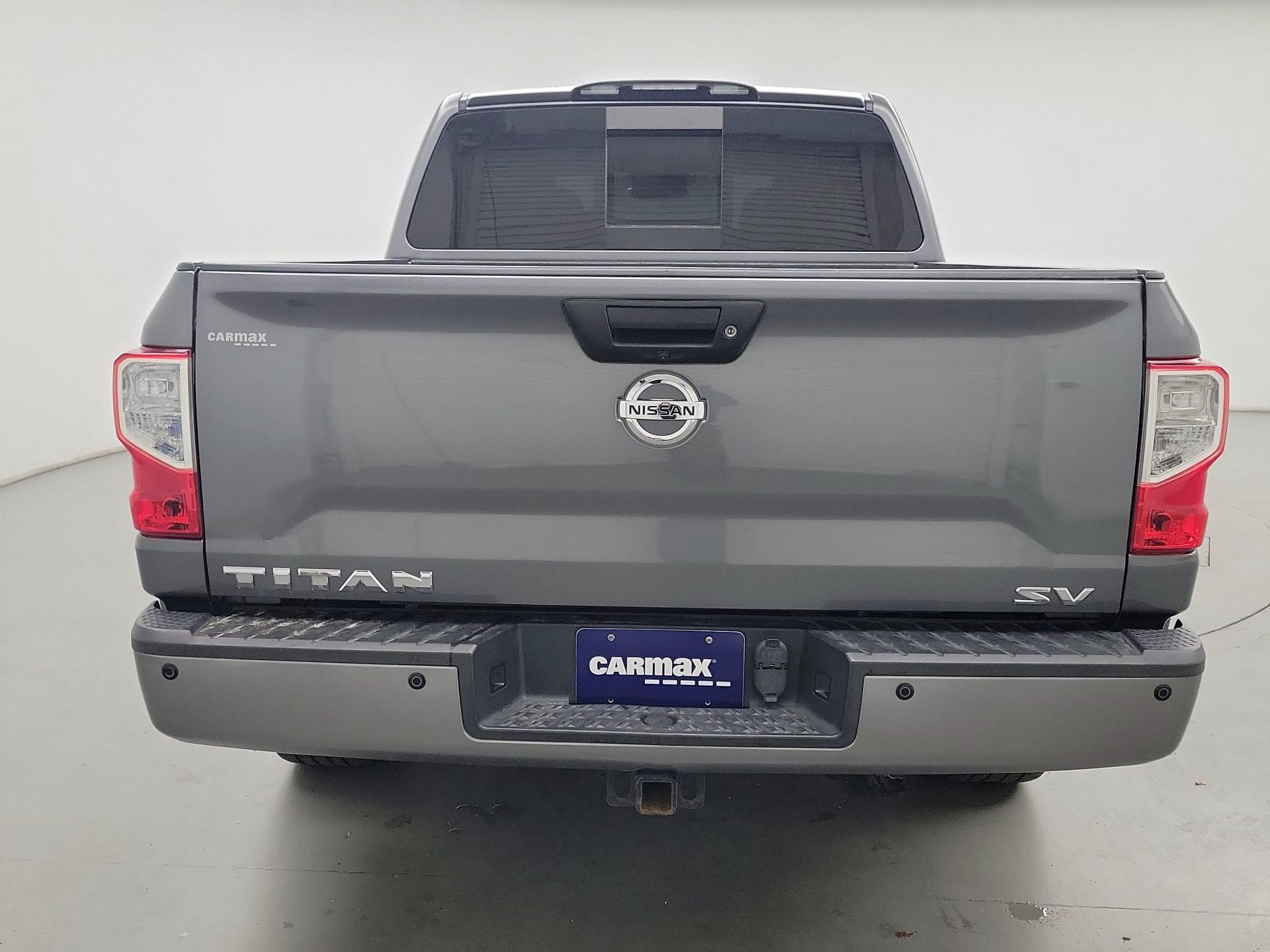 Thumbnail: 2019 Nissan Titan - 6