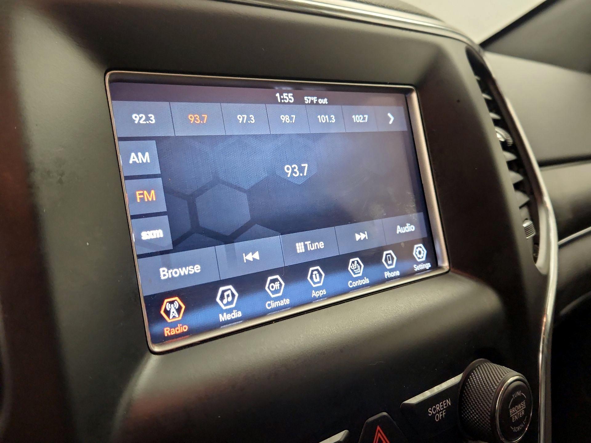 Thumbnail: 2018 Jeep Grand Cherokee - 13