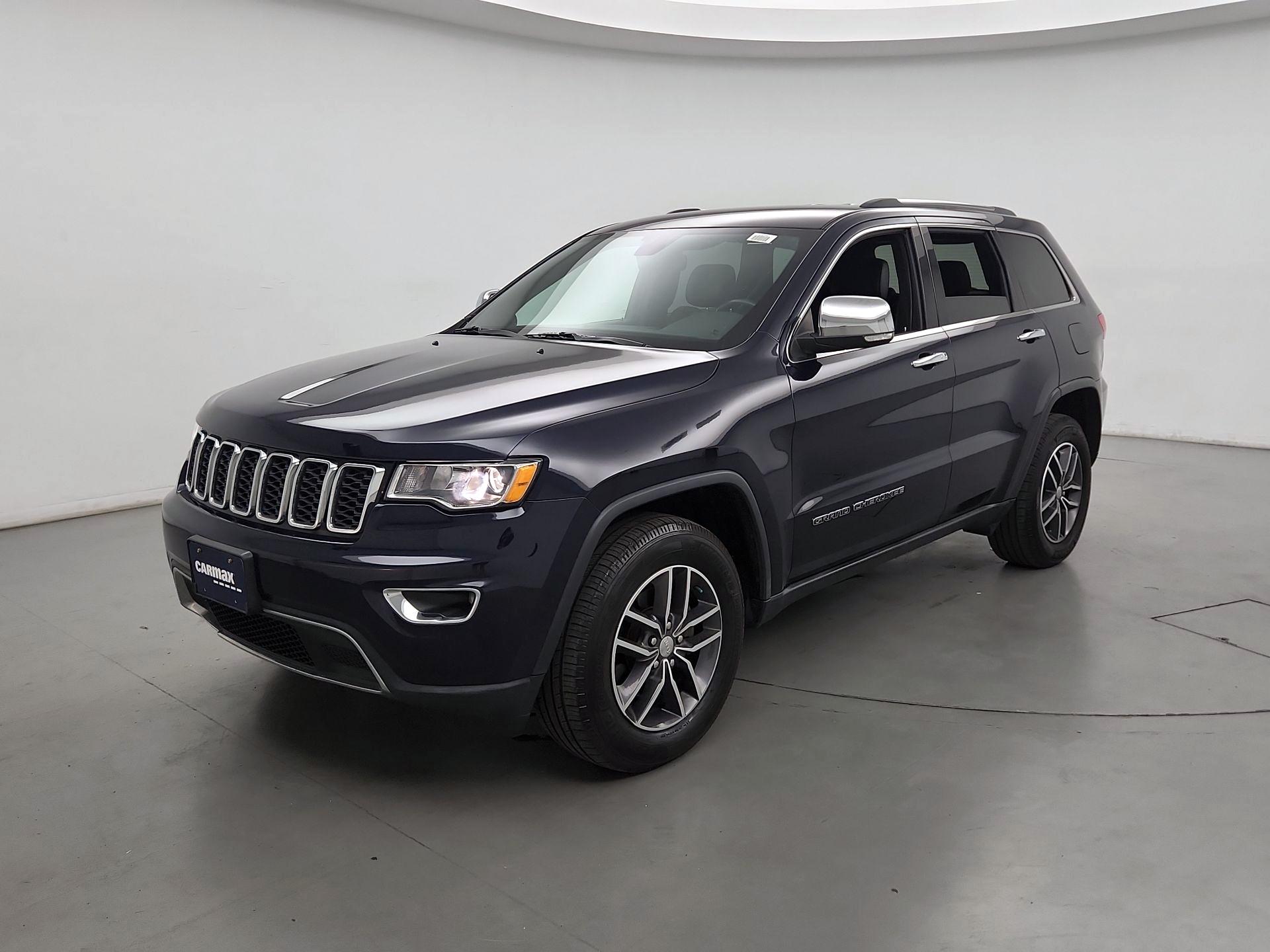 Thumbnail: 2018 Jeep Grand Cherokee - 3