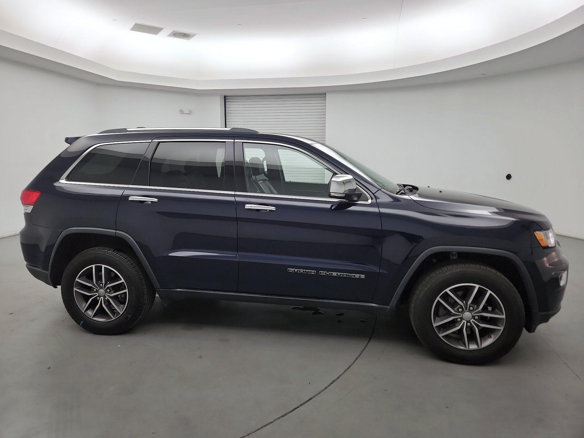 Thumbnail: 2018 Jeep Grand Cherokee - 4