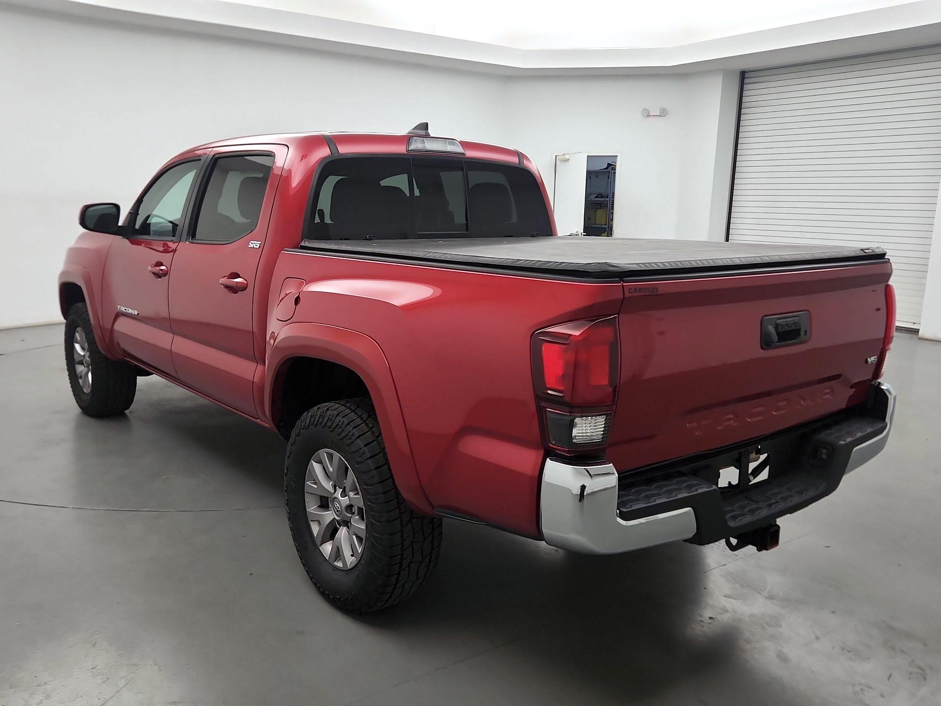 Thumbnail: 2018 Toyota Tacoma - 7