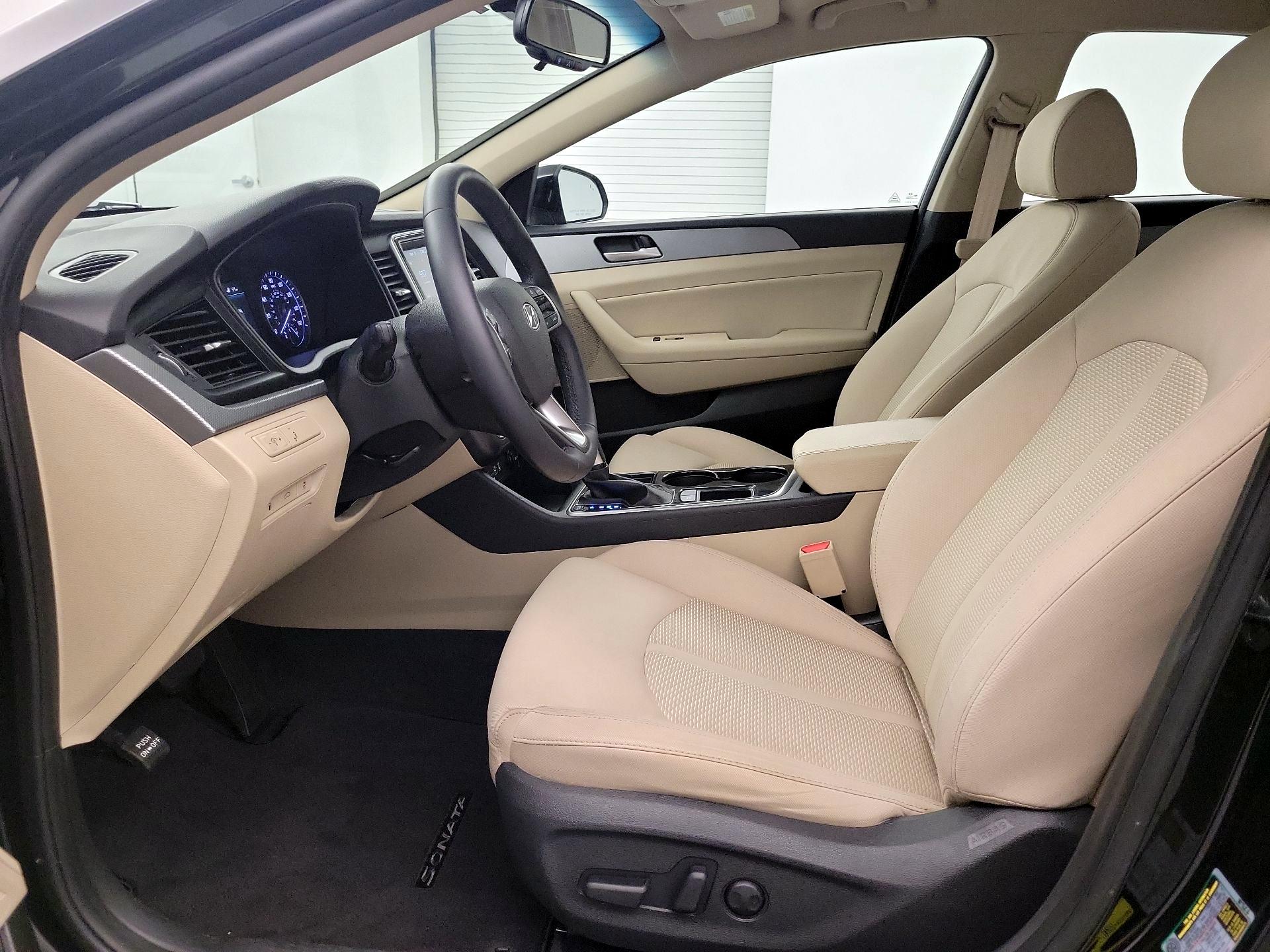 Thumbnail: 2018 Hyundai Sonata - 9