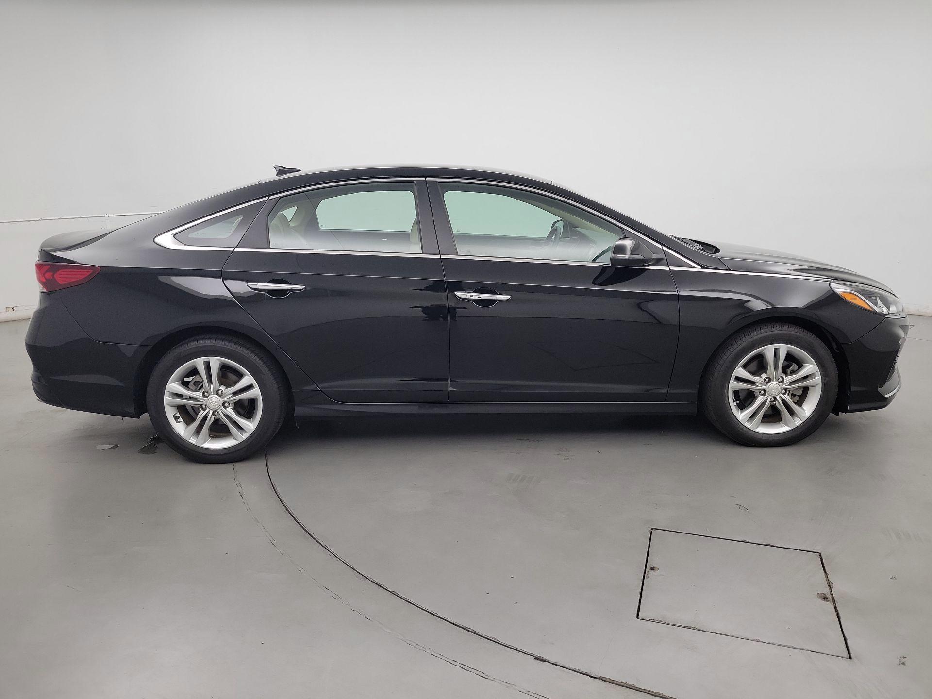 Thumbnail: 2018 Hyundai Sonata - 4