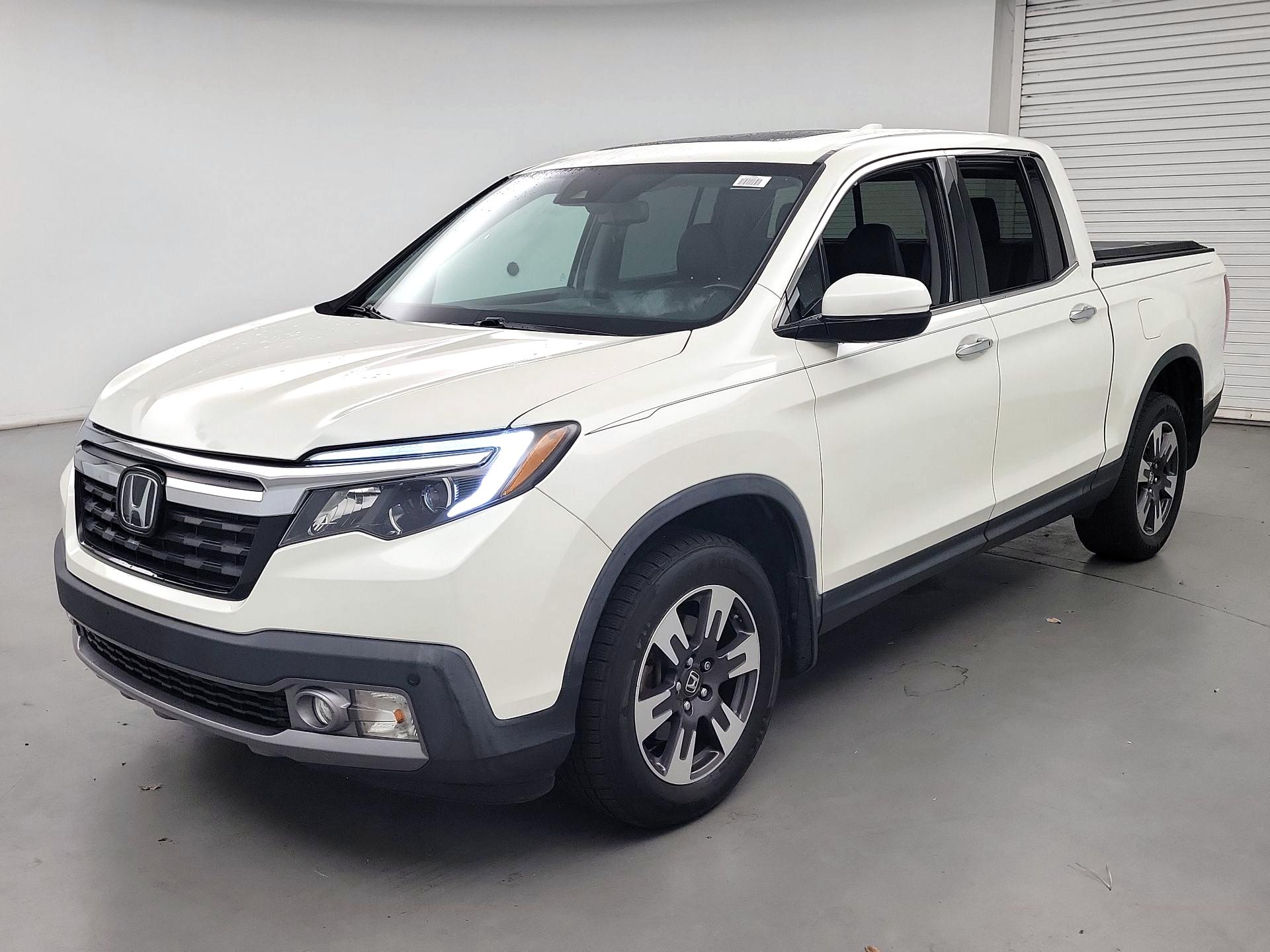 Thumbnail: 2019 Honda Ridgeline - 3