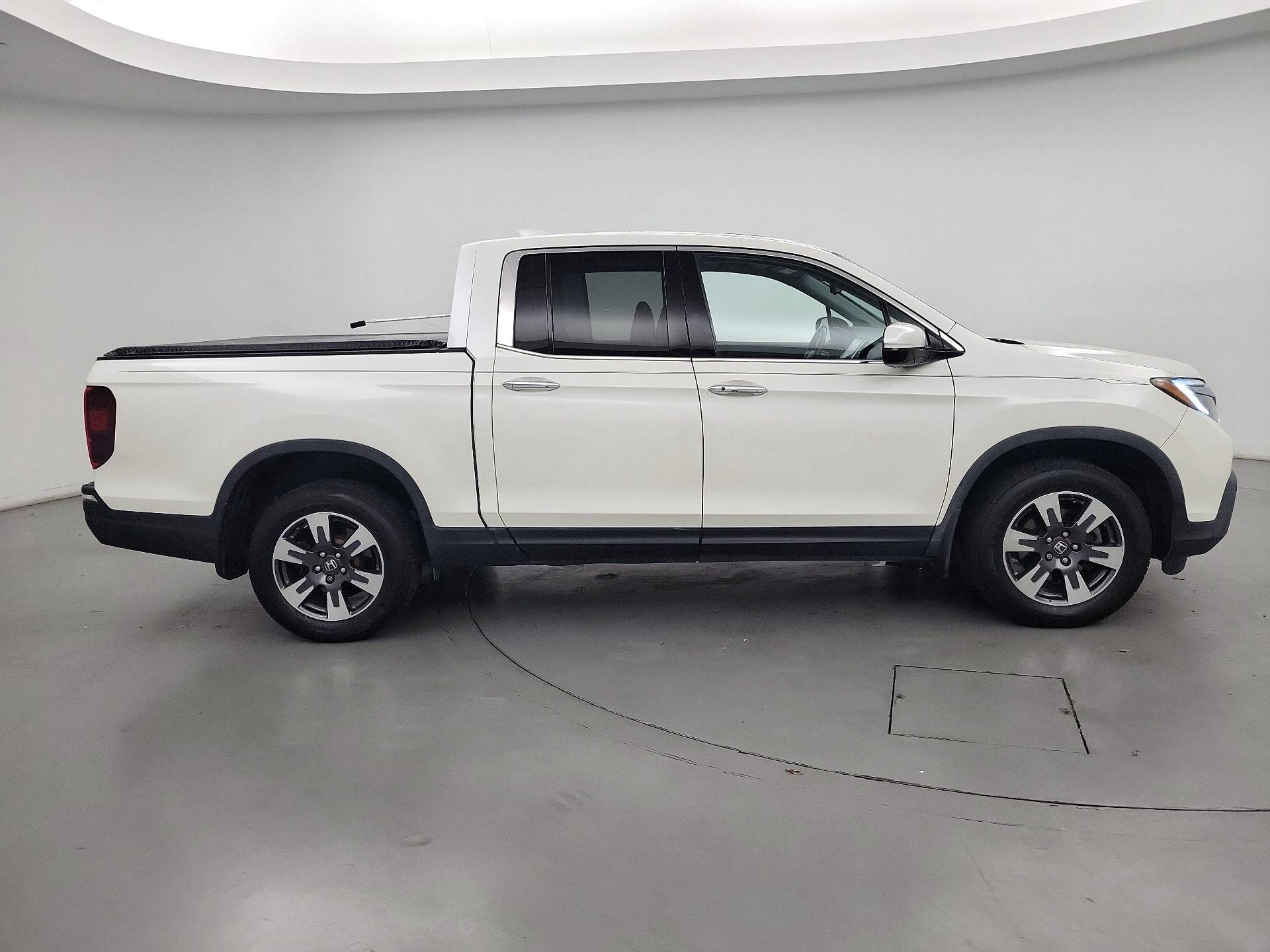 Thumbnail: 2019 Honda Ridgeline - 4