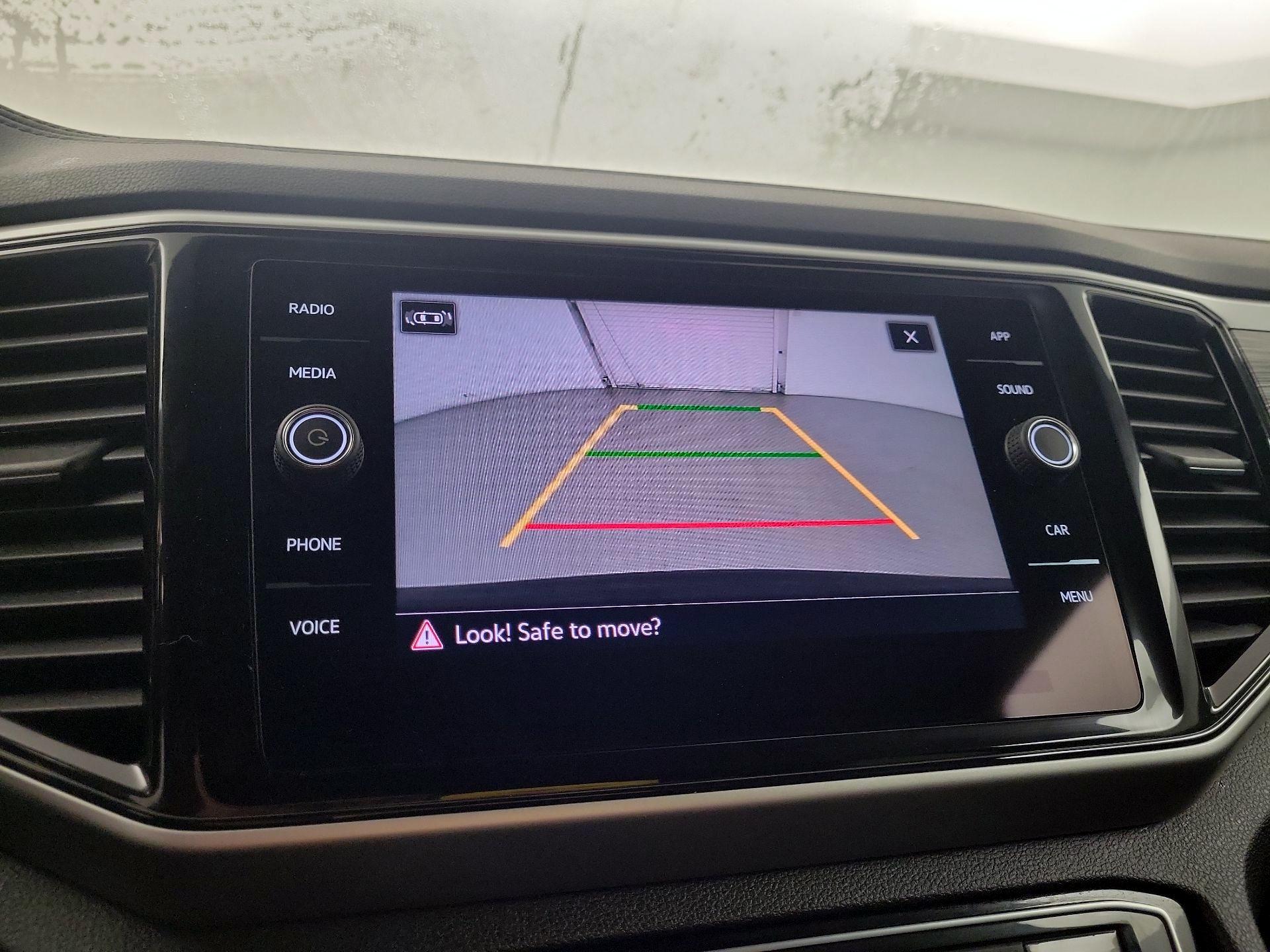 Thumbnail: 2022 Volkswagen Atlas - 12