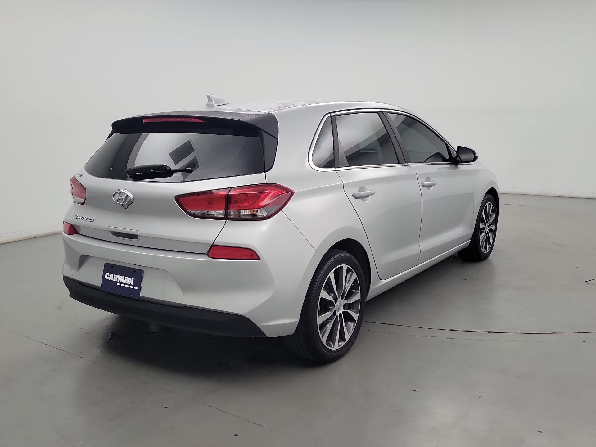 Thumbnail: 2019 Hyundai Elantra - 5