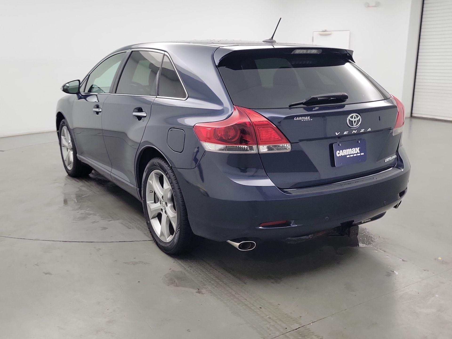 Thumbnail: 2015 Toyota Venza - 7