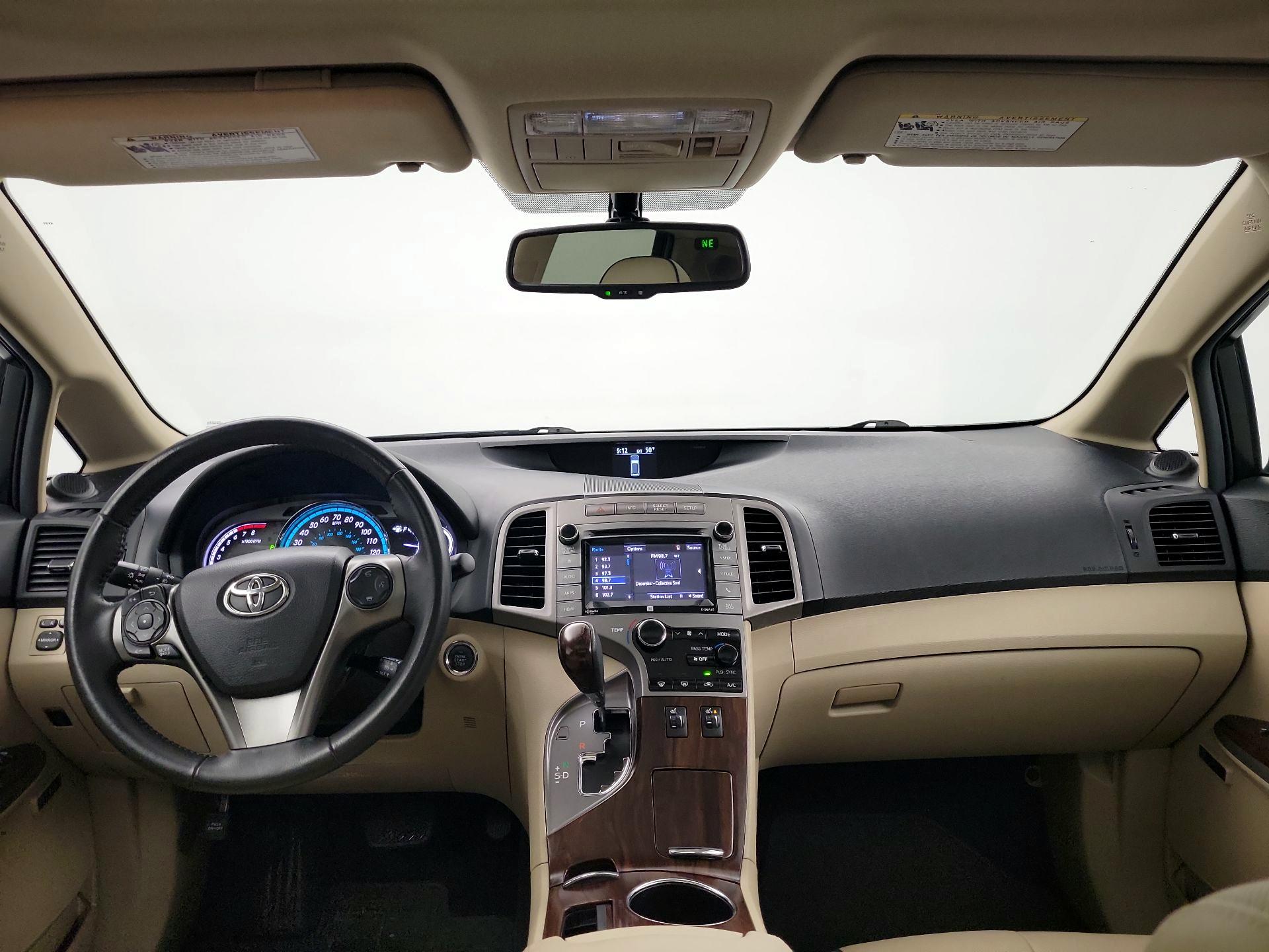 Thumbnail: 2015 Toyota Venza - 8