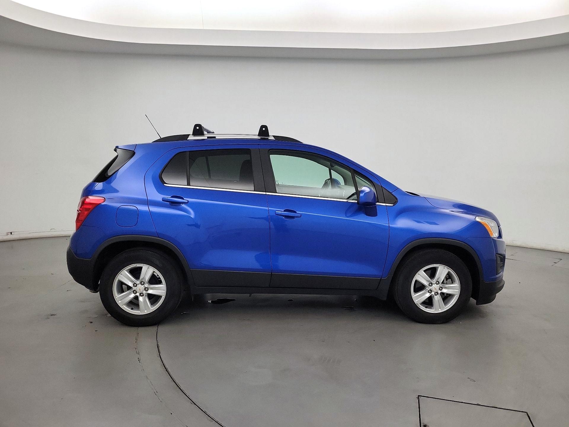 Thumbnail: 2016 Chevrolet Trax - 4