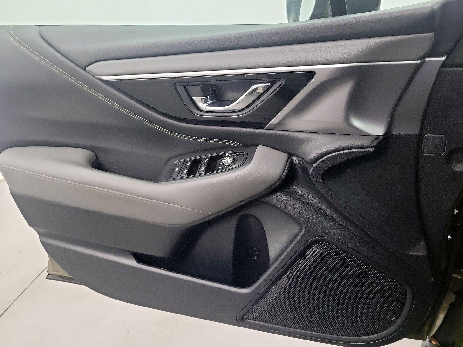 Thumbnail: 2022 Subaru Outback - 10