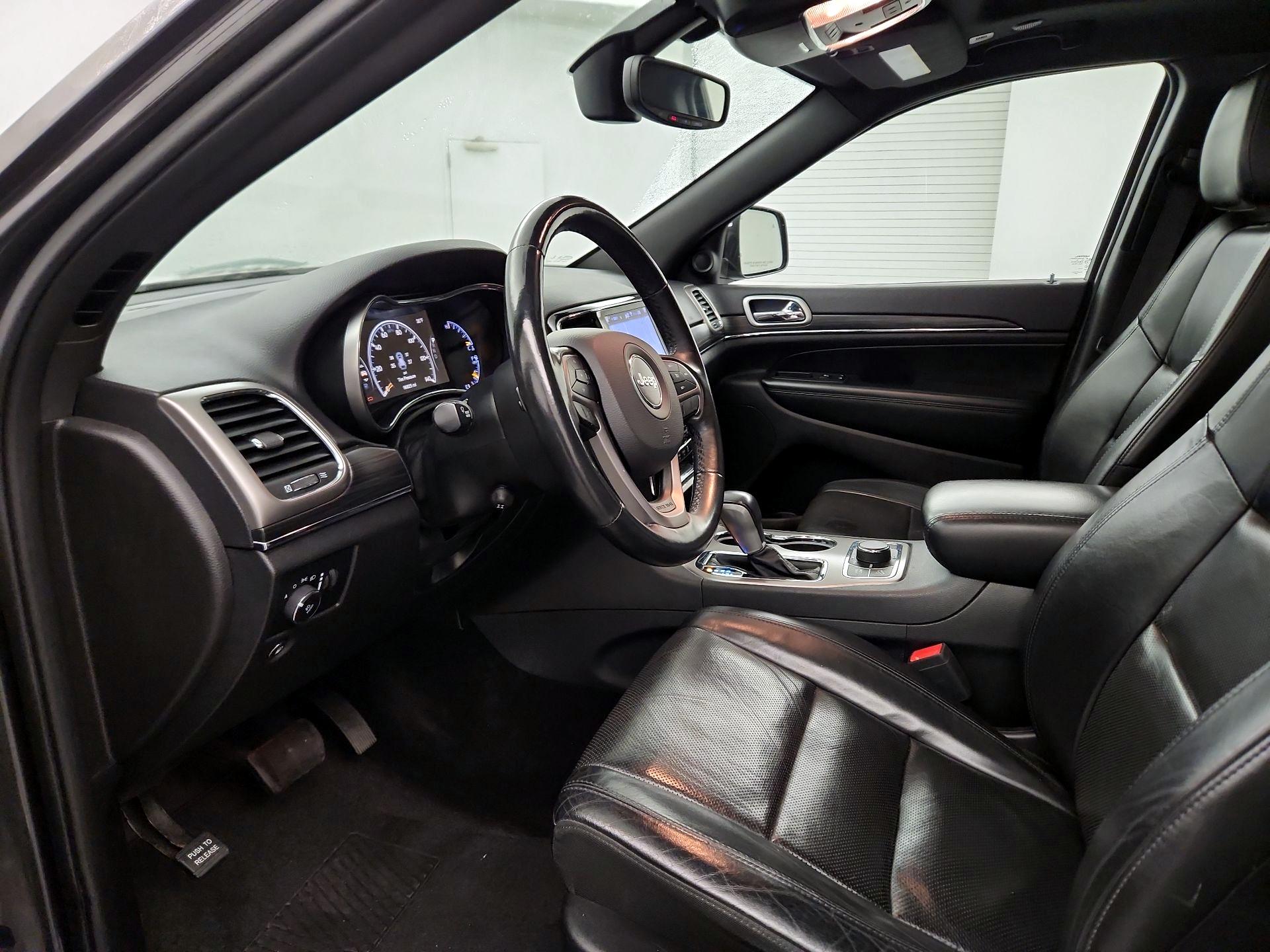 Thumbnail: 2019 Jeep Grand Cherokee - 9