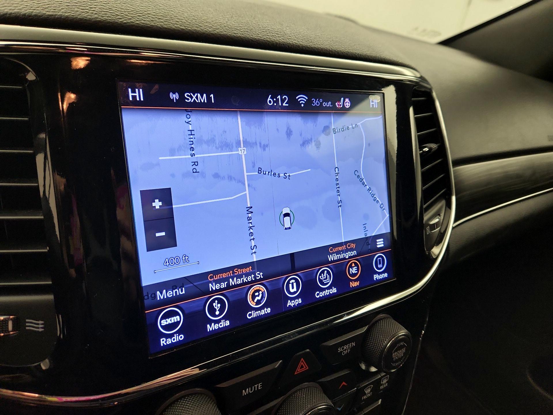 Thumbnail: 2019 Jeep Grand Cherokee - 12