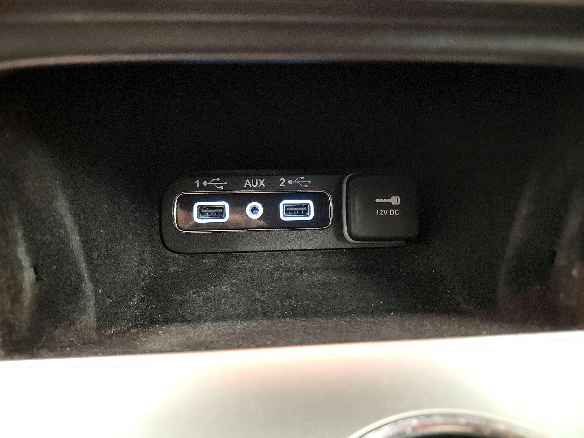 Thumbnail: 2019 Jeep Grand Cherokee - 17