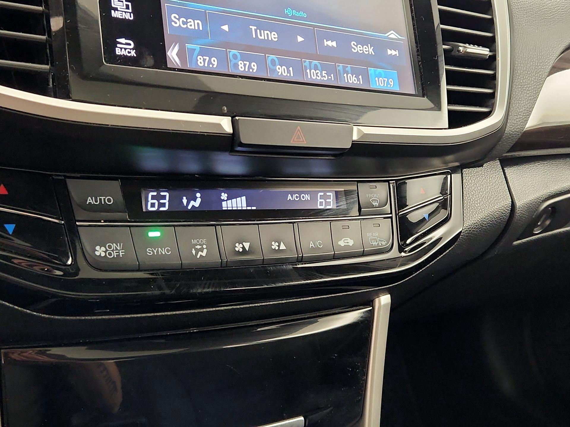 Thumbnail: 2016 Honda Accord - 14