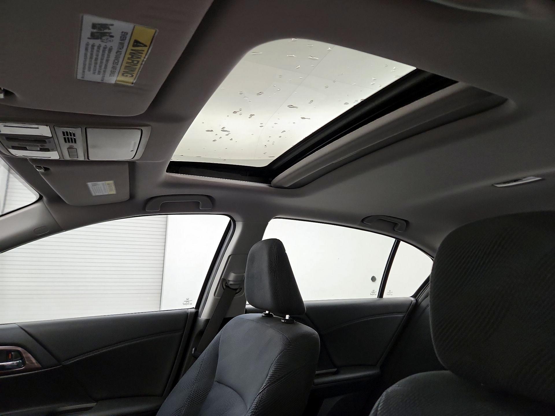 Thumbnail: 2016 Honda Accord - 17