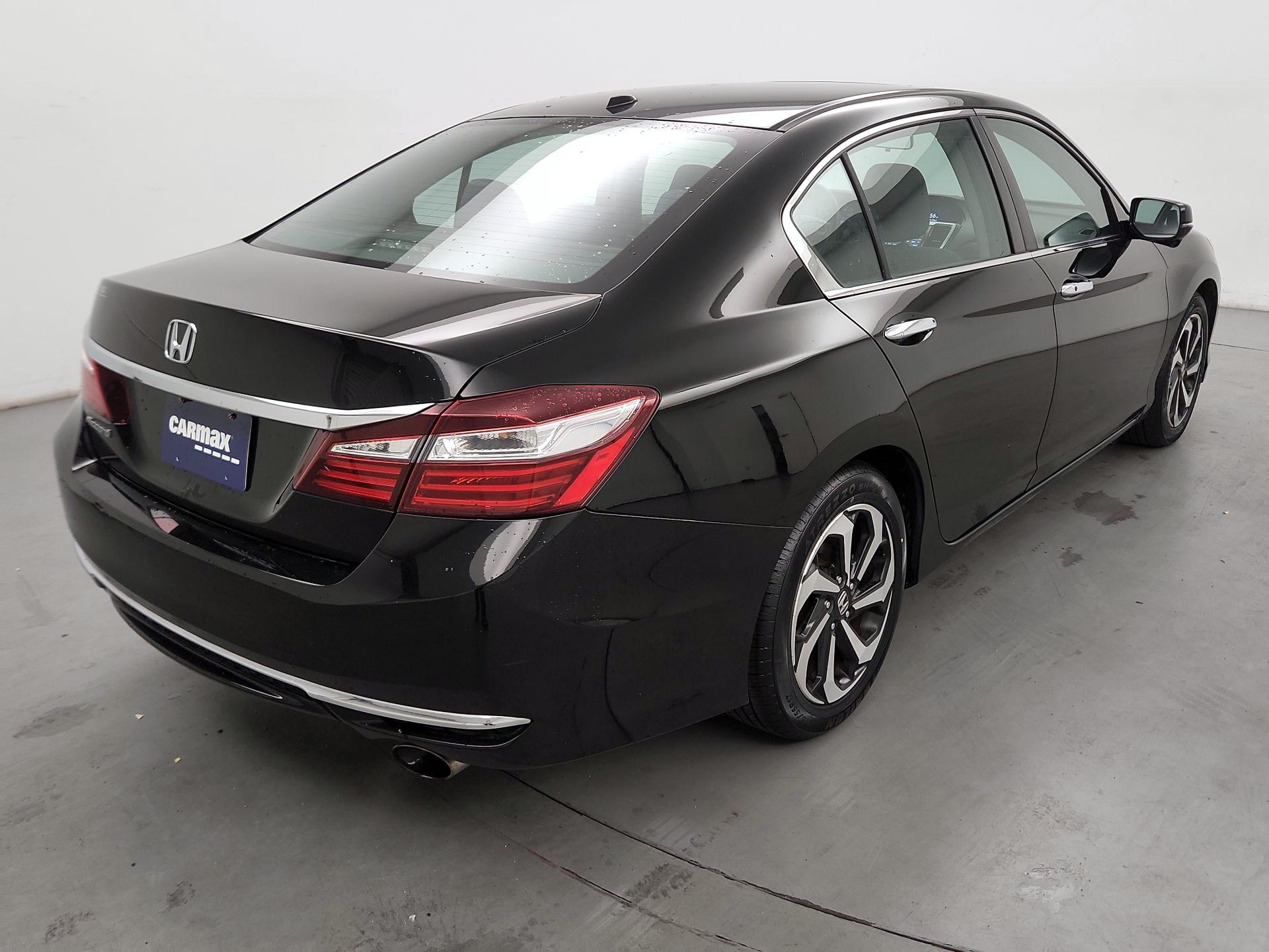 Thumbnail: 2016 Honda Accord - 5