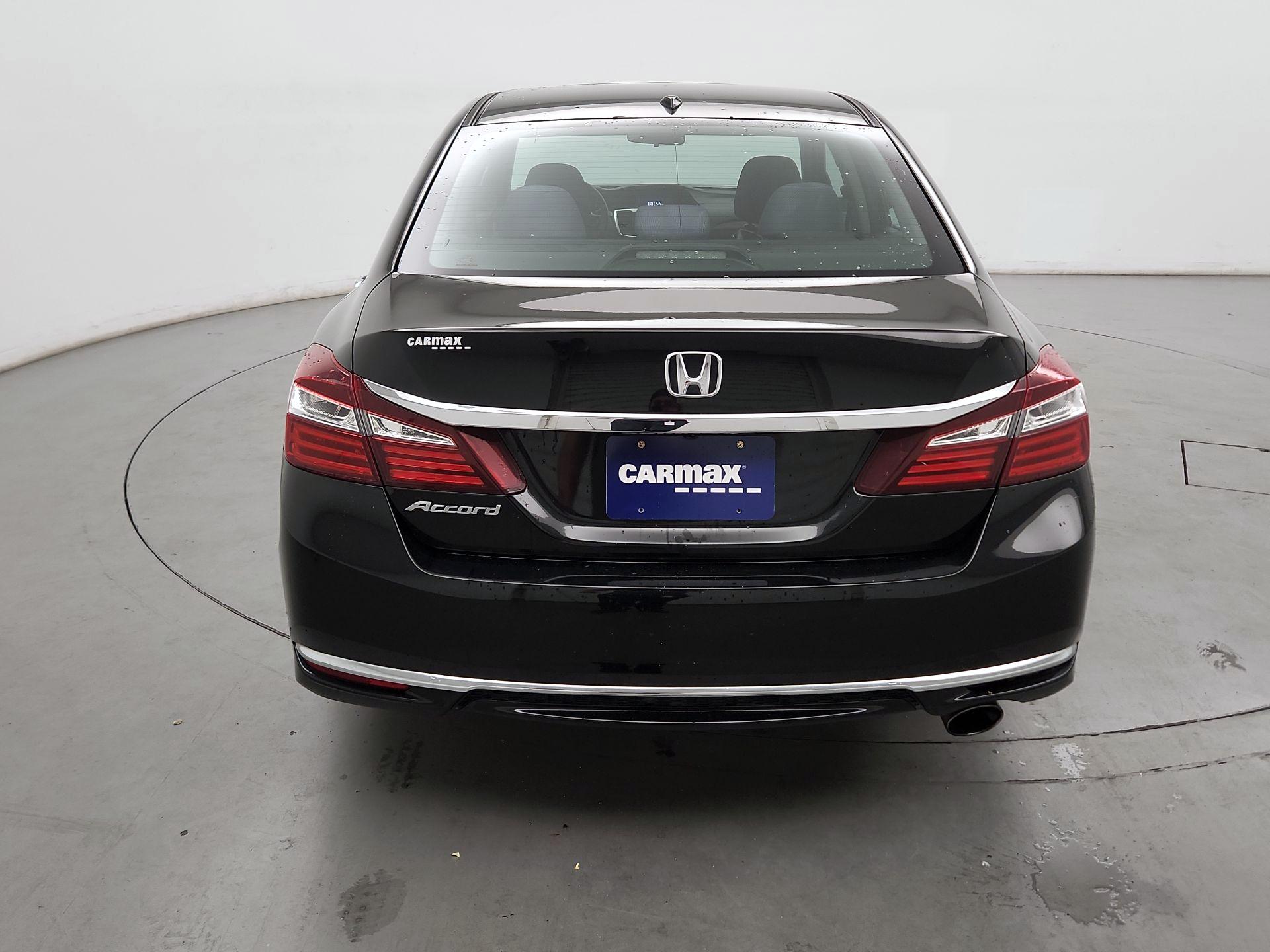 Thumbnail: 2016 Honda Accord - 6