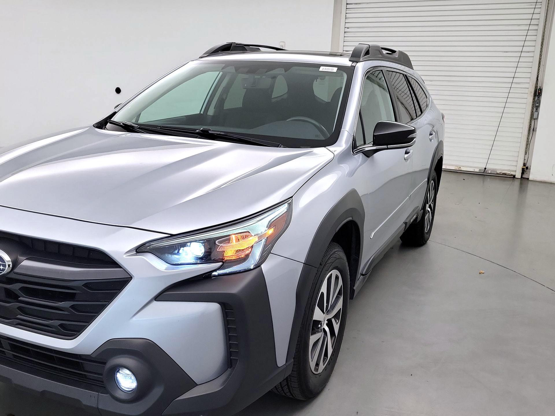 Thumbnail: 2023 Subaru Outback - 3