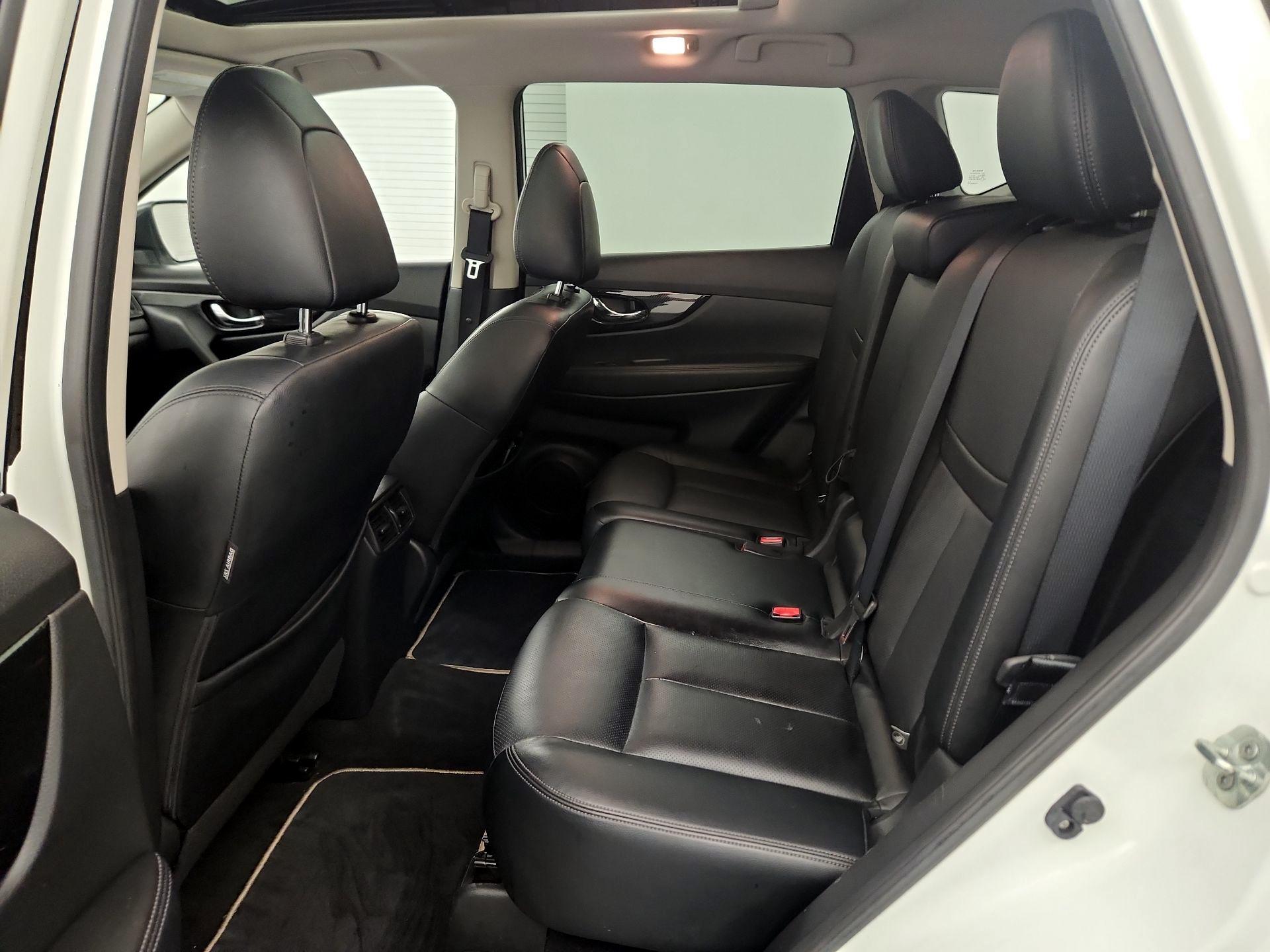 Thumbnail: 2018 Nissan Rogue - 19