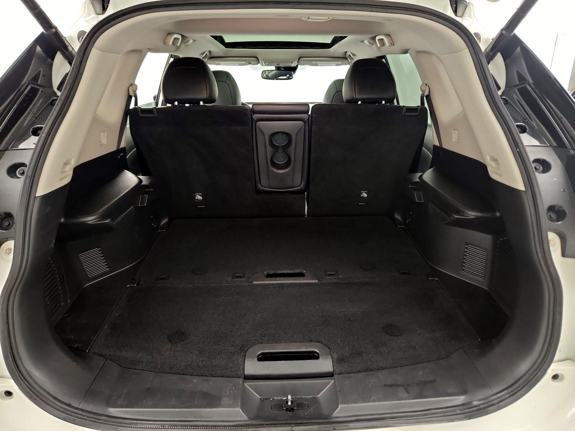 Thumbnail: 2018 Nissan Rogue - 20