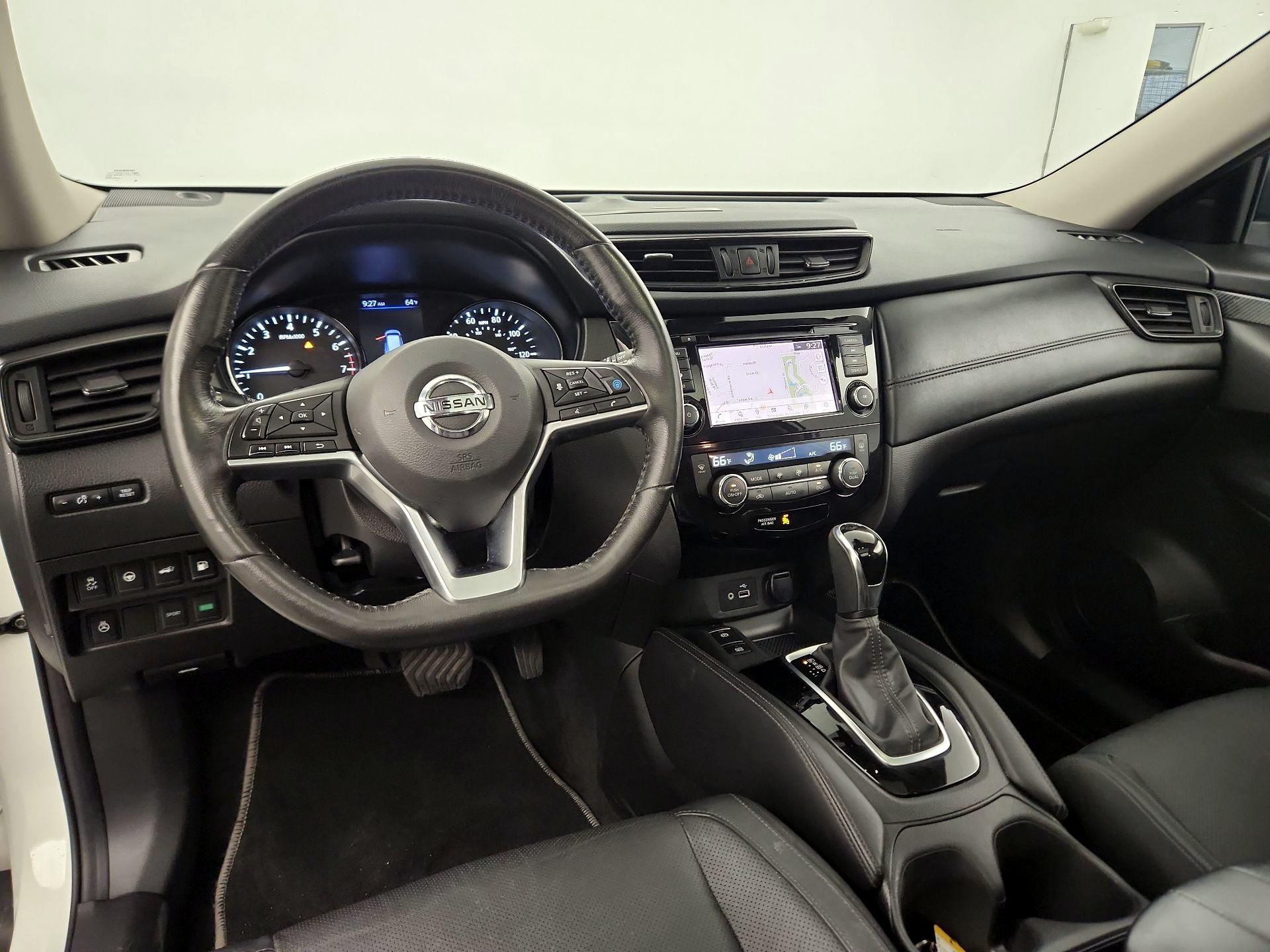 Thumbnail: 2018 Nissan Rogue - 8