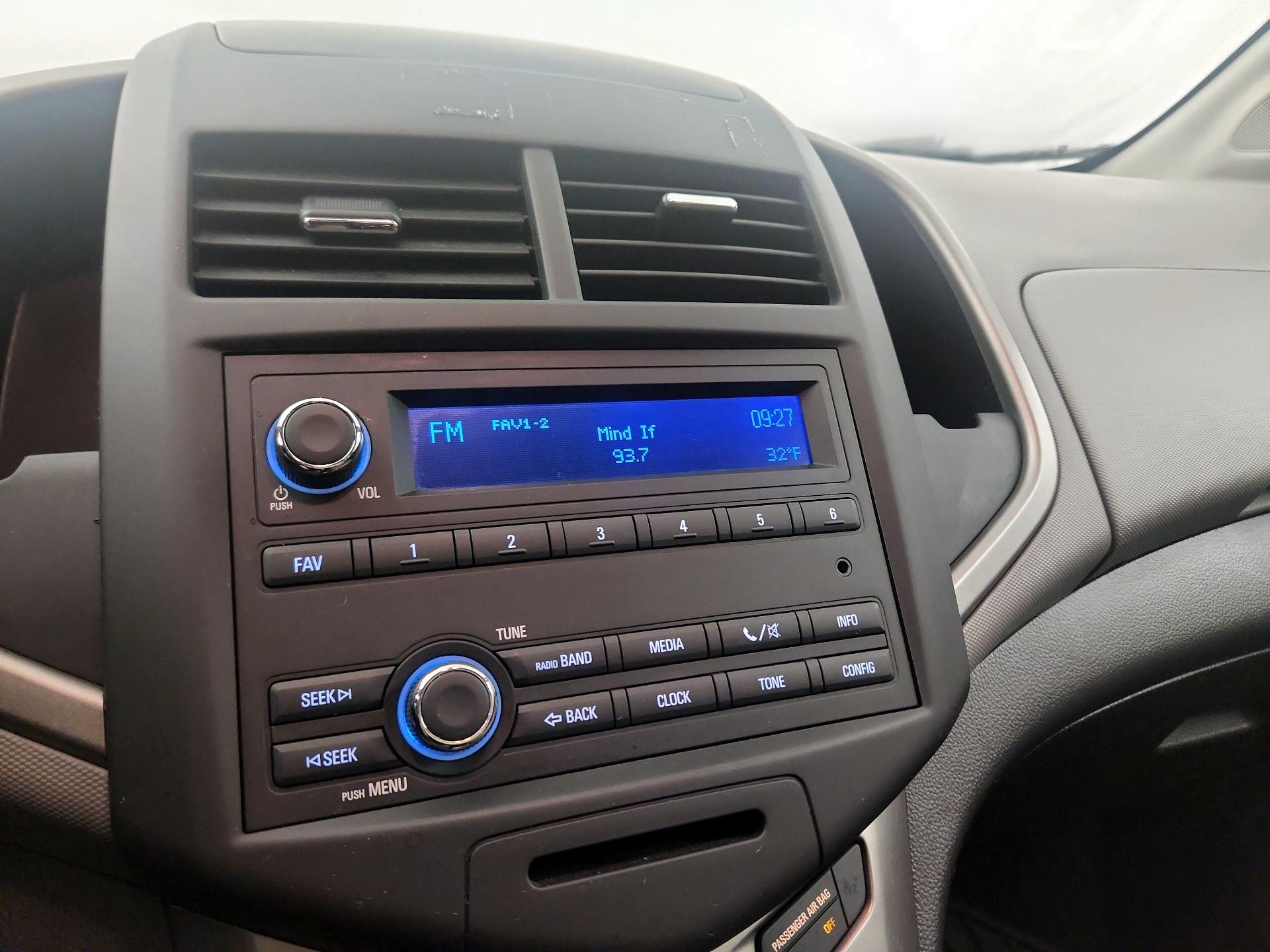 Thumbnail: 2015 Chevrolet Sonic - 12