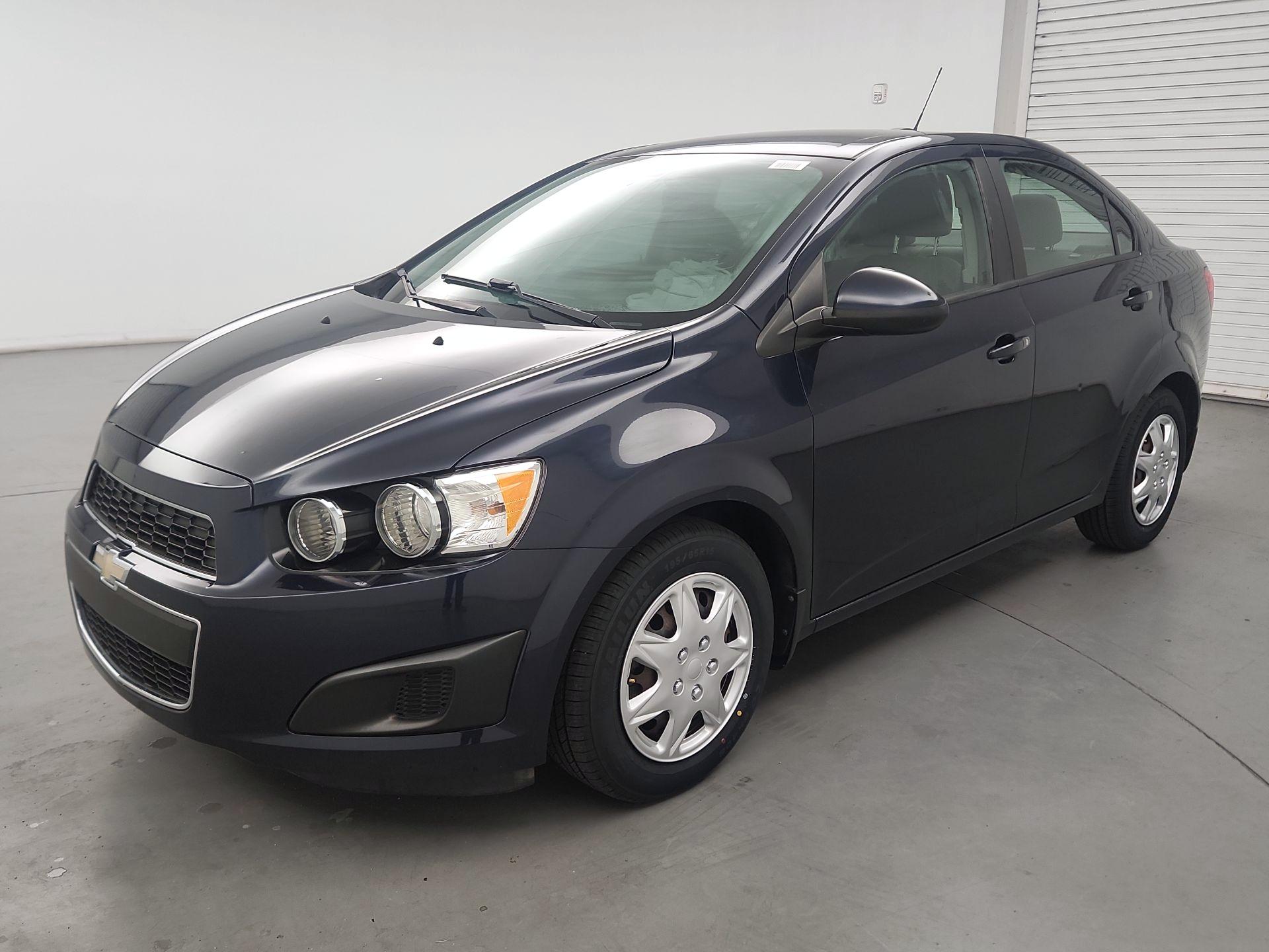 Thumbnail: 2015 Chevrolet Sonic - 3