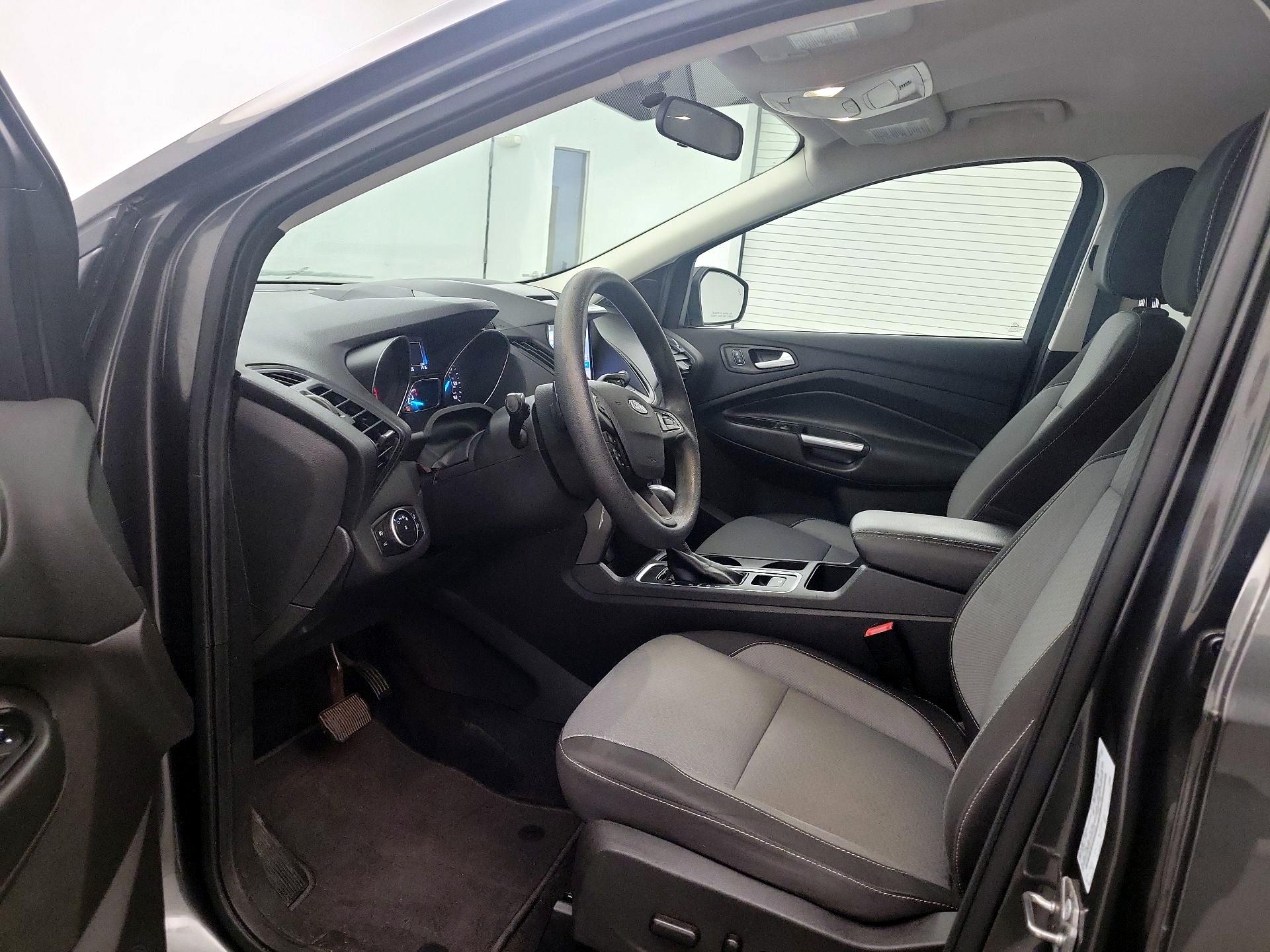 Thumbnail: 2017 Ford Escape - 9