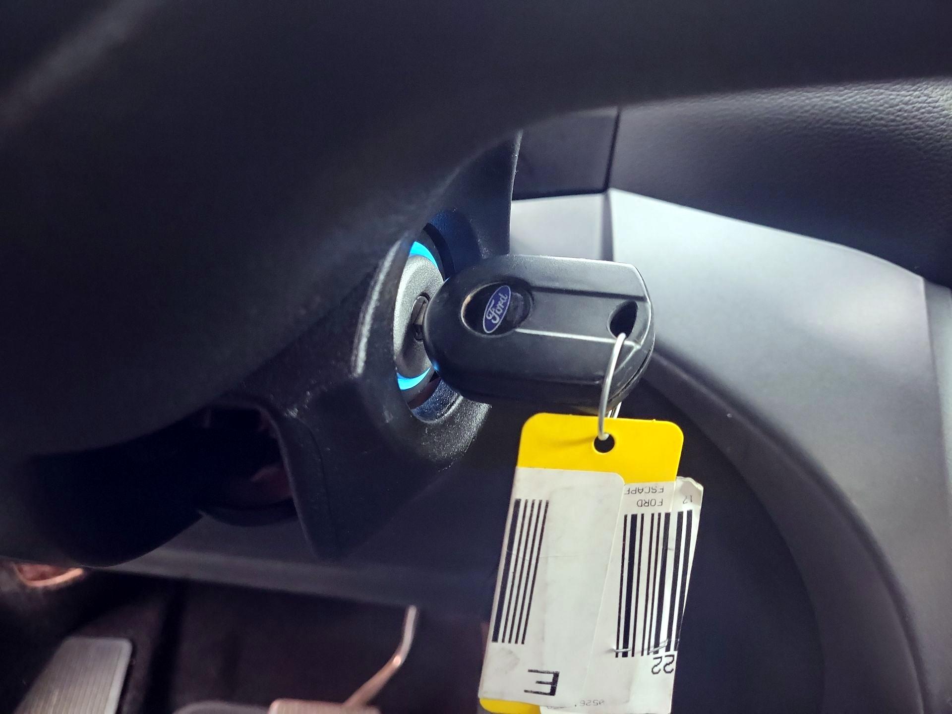 Thumbnail: 2017 Ford Escape - 20