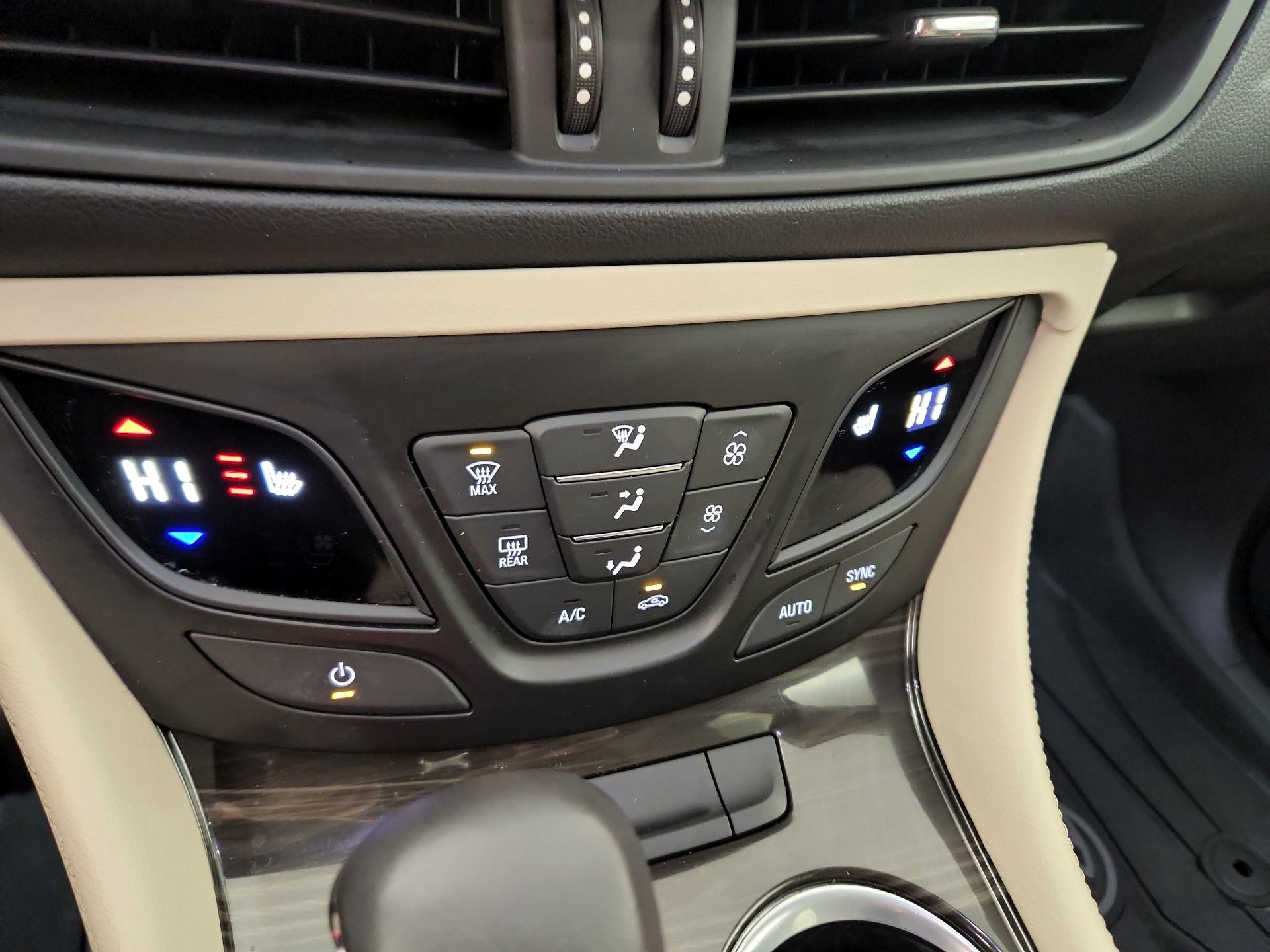 Thumbnail: 2020 Buick Envision - 14