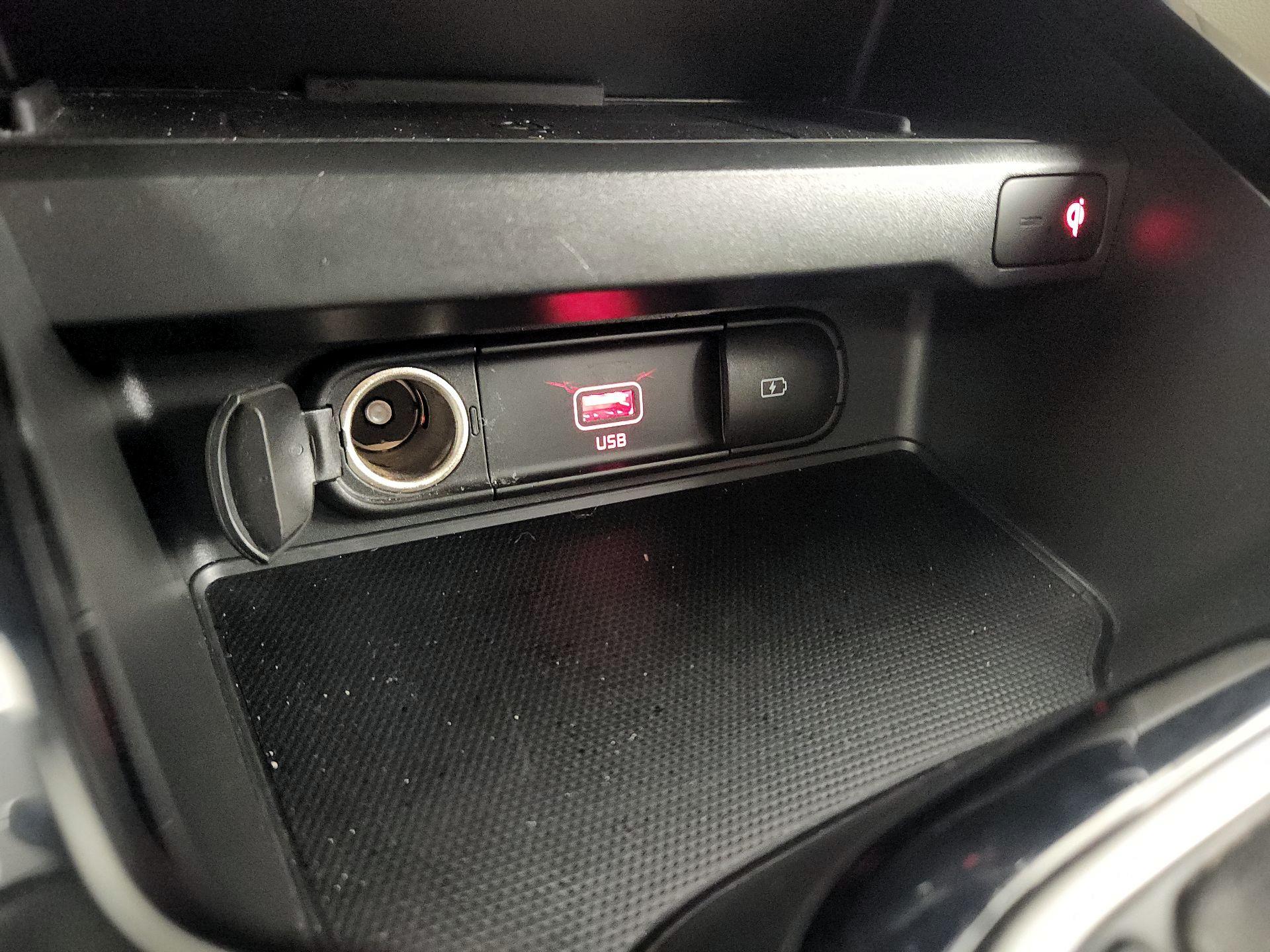 Thumbnail: 2020 Kia Soul - 17