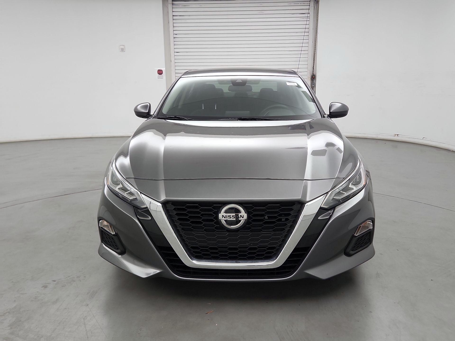 Thumbnail: 2022 Nissan Altima - 2