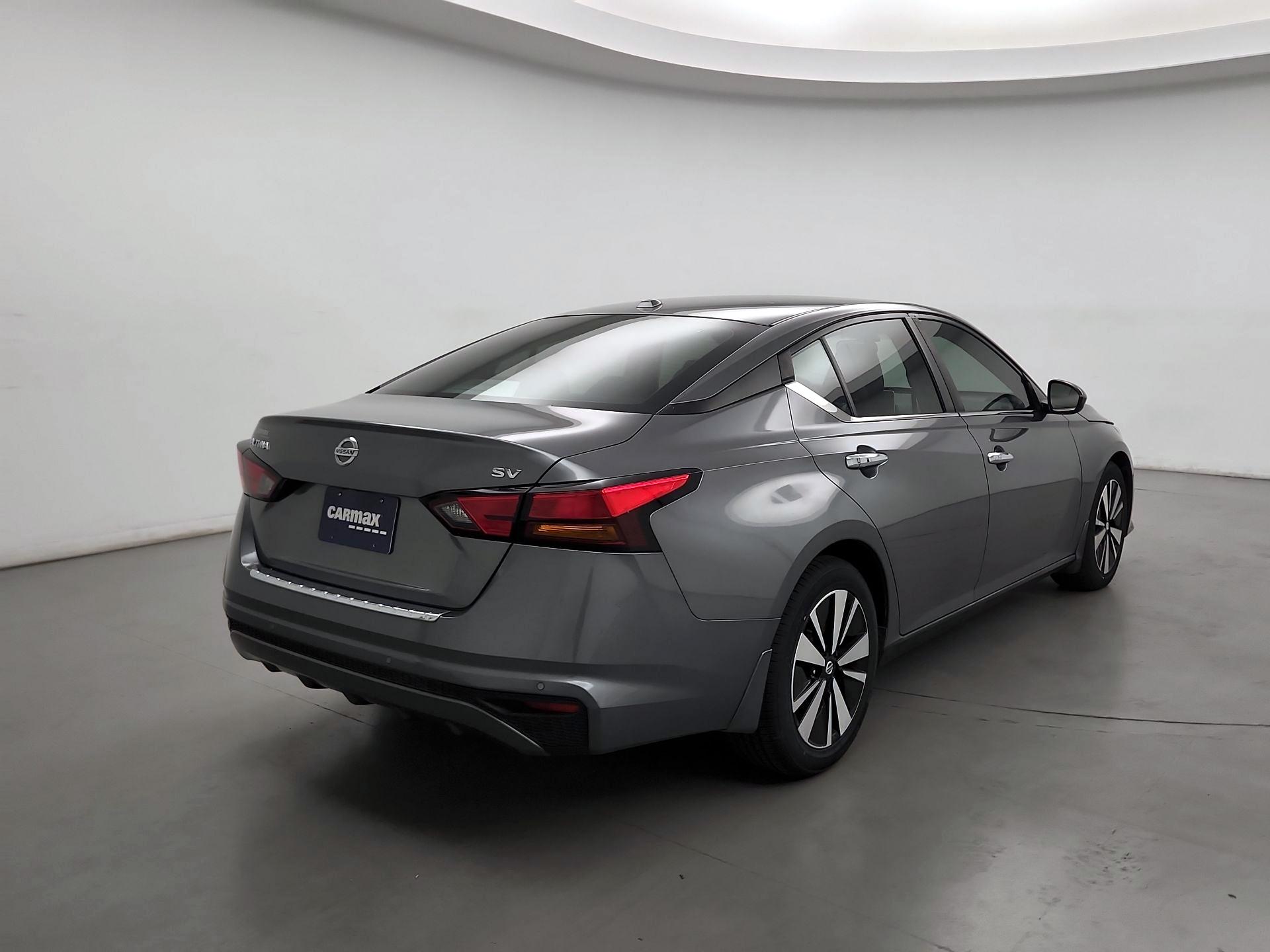 Thumbnail: 2022 Nissan Altima - 5