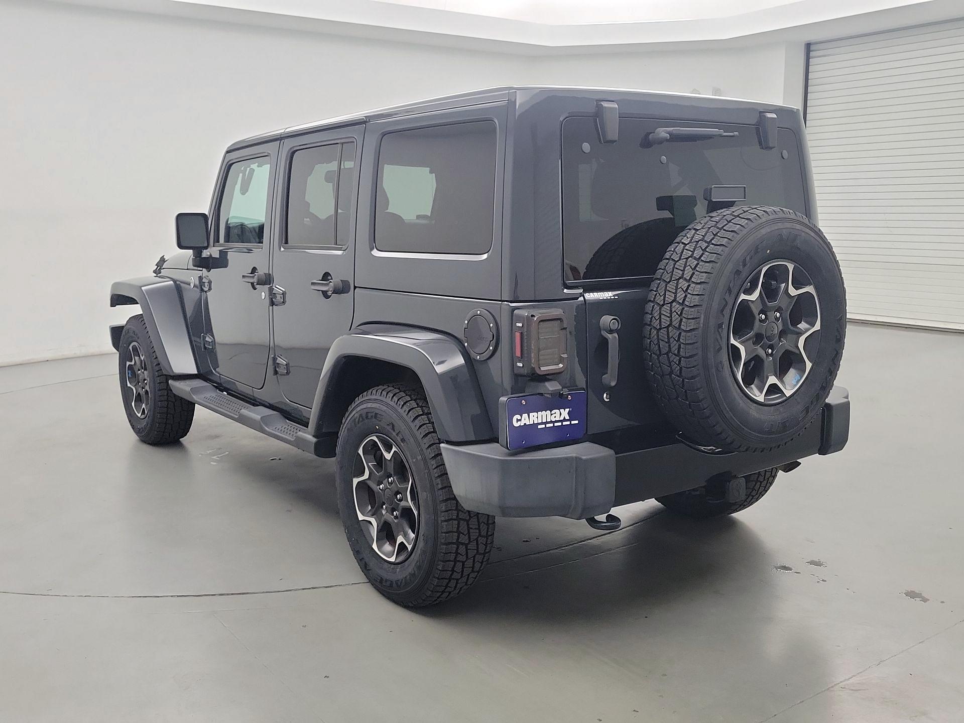 Thumbnail: 2017 Jeep Wrangler - 7