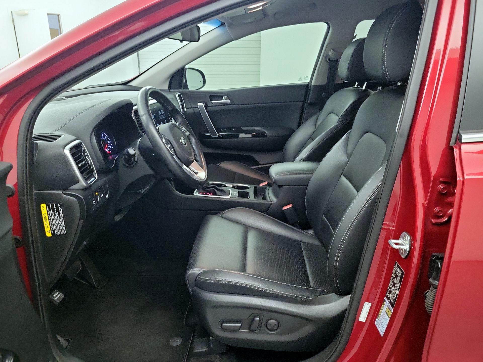 Thumbnail: 2020 Kia Sportage - 9