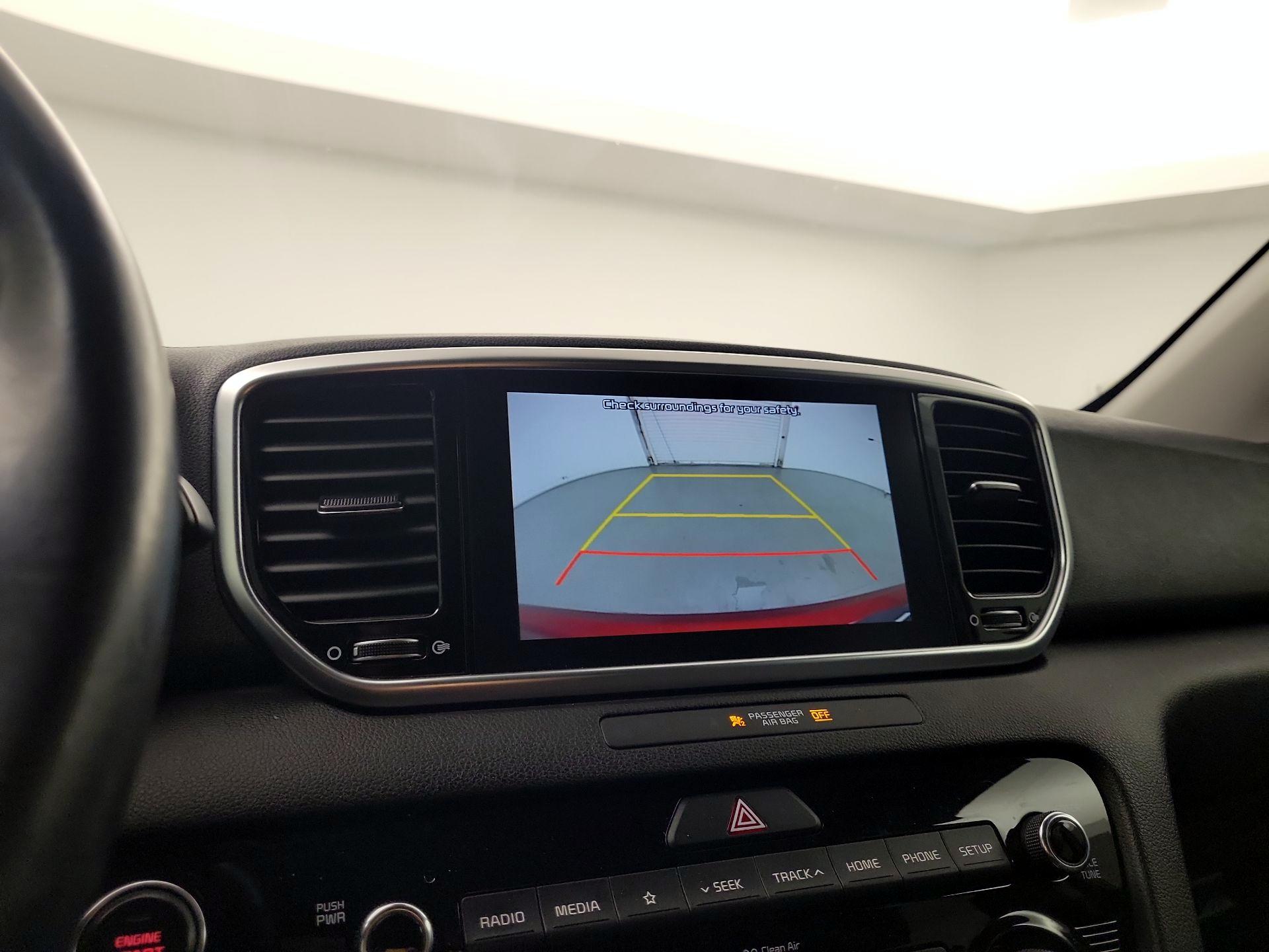 Thumbnail: 2020 Kia Sportage - 12