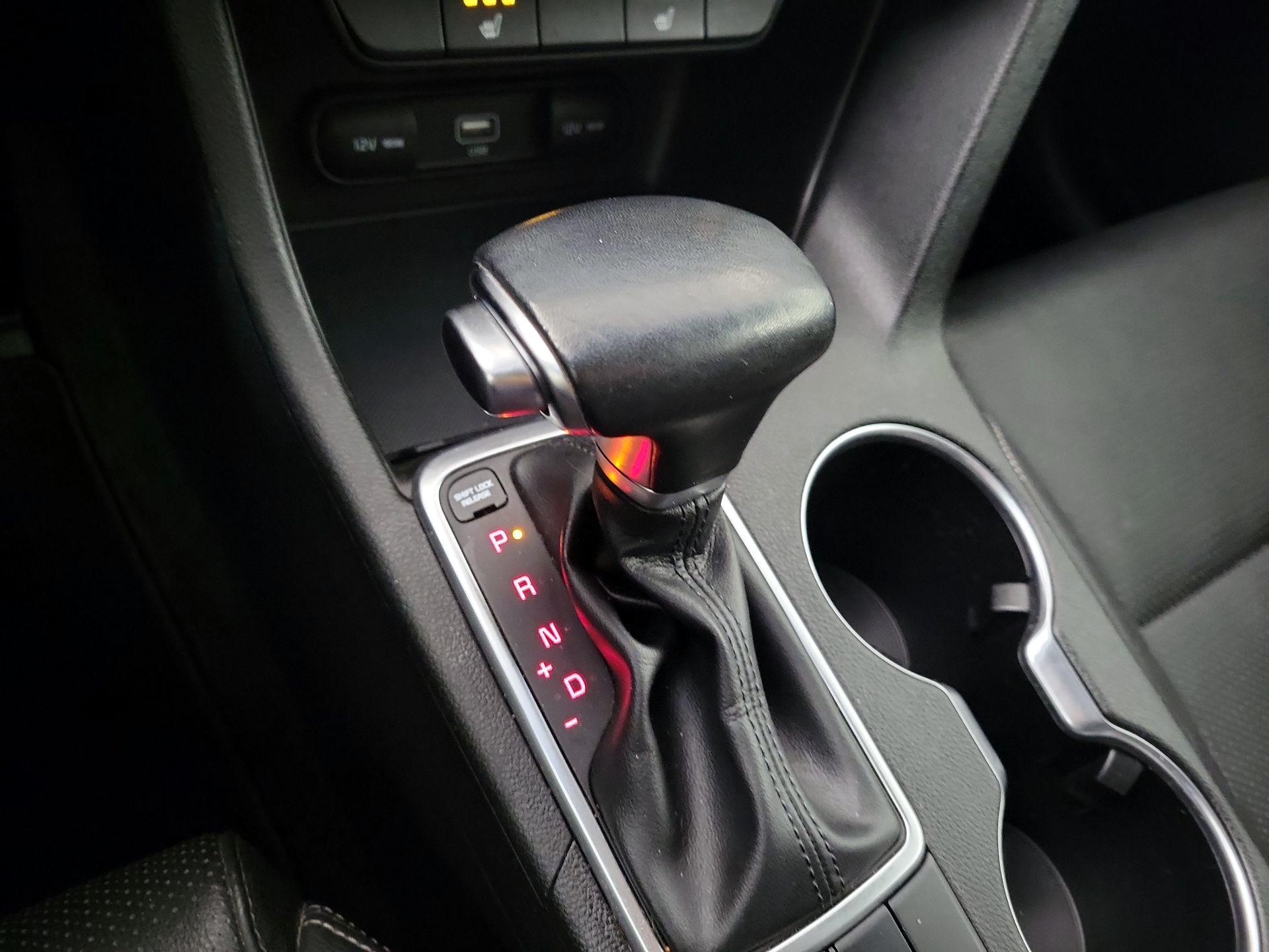 Thumbnail: 2020 Kia Sportage - 15