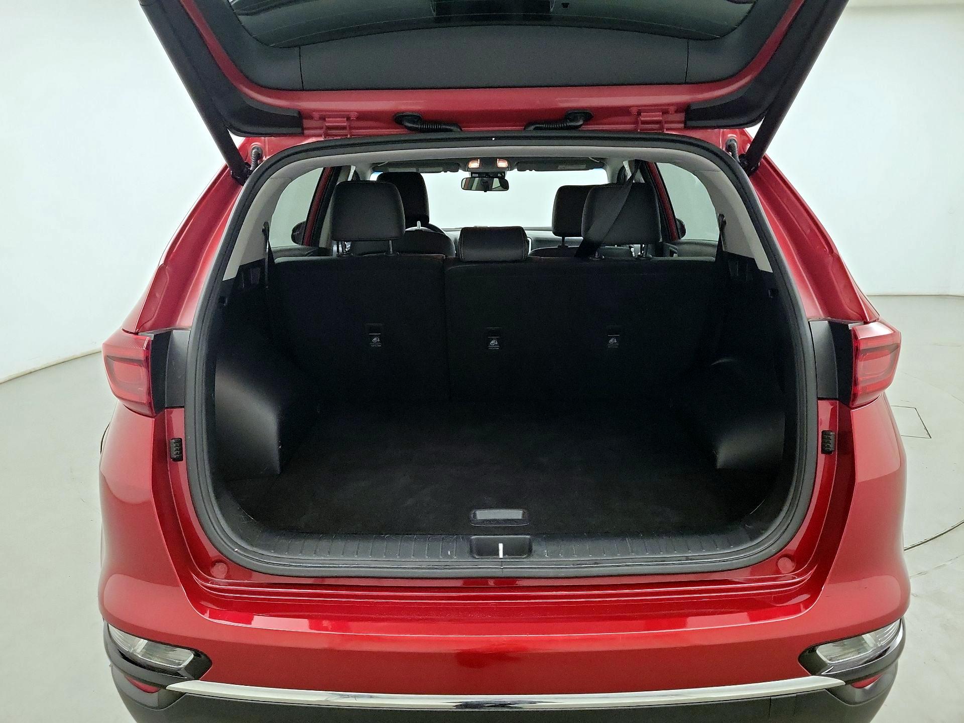 Thumbnail: 2020 Kia Sportage - 18