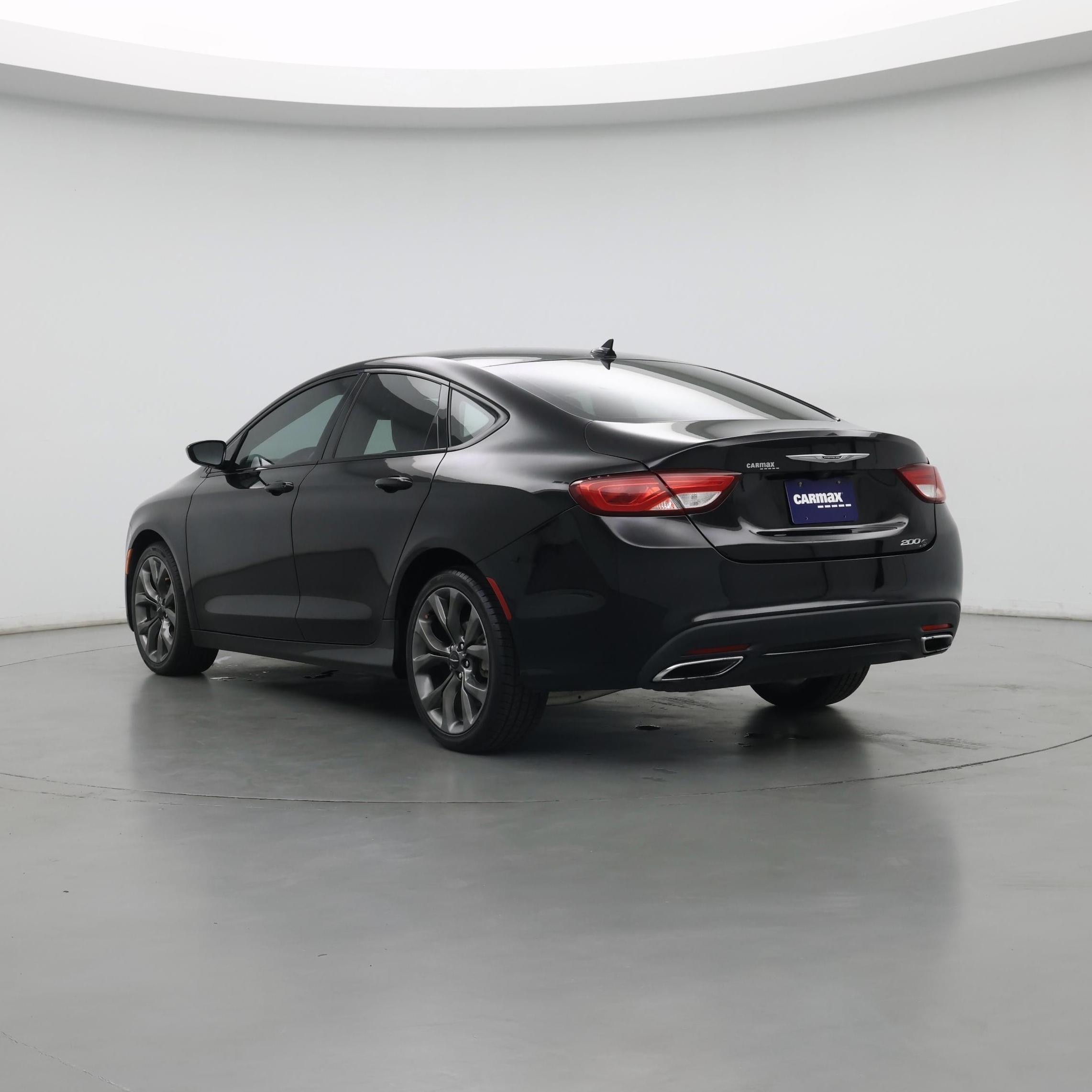 Thumbnail: 2016 Chrysler 200 - 2