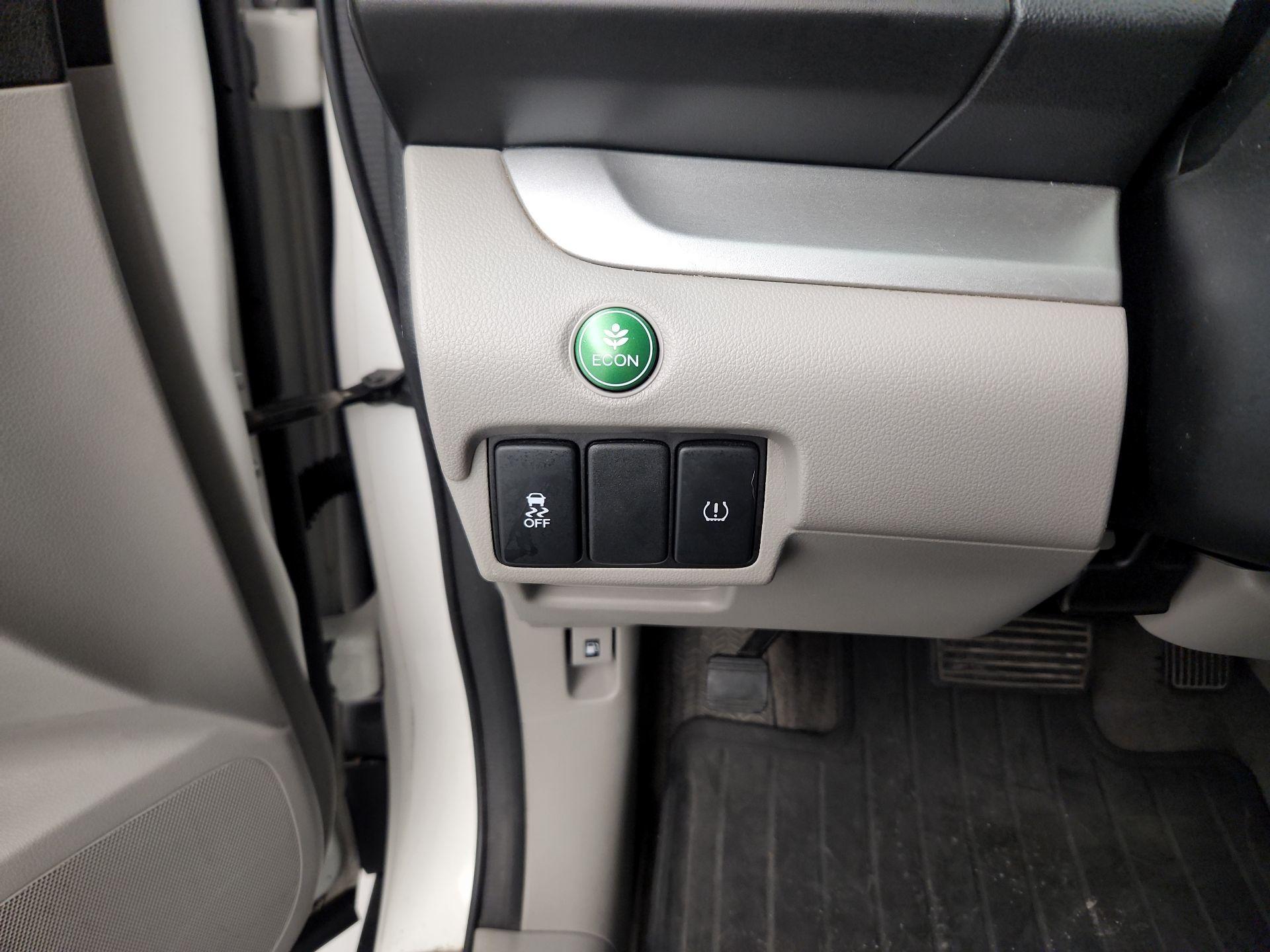 Thumbnail: 2014 Honda CR-V - 13