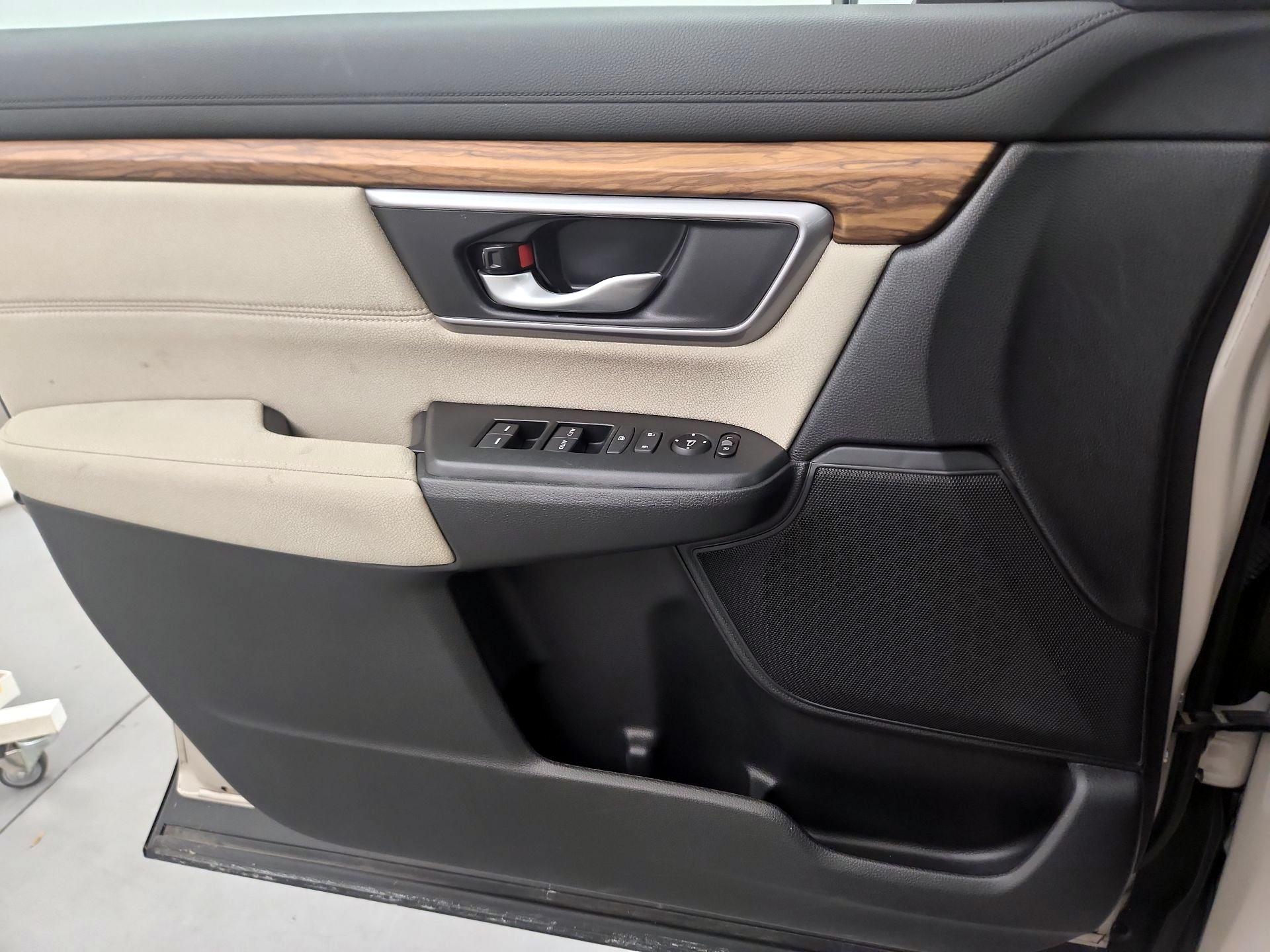 Thumbnail: 2018 Honda CR-V - 10