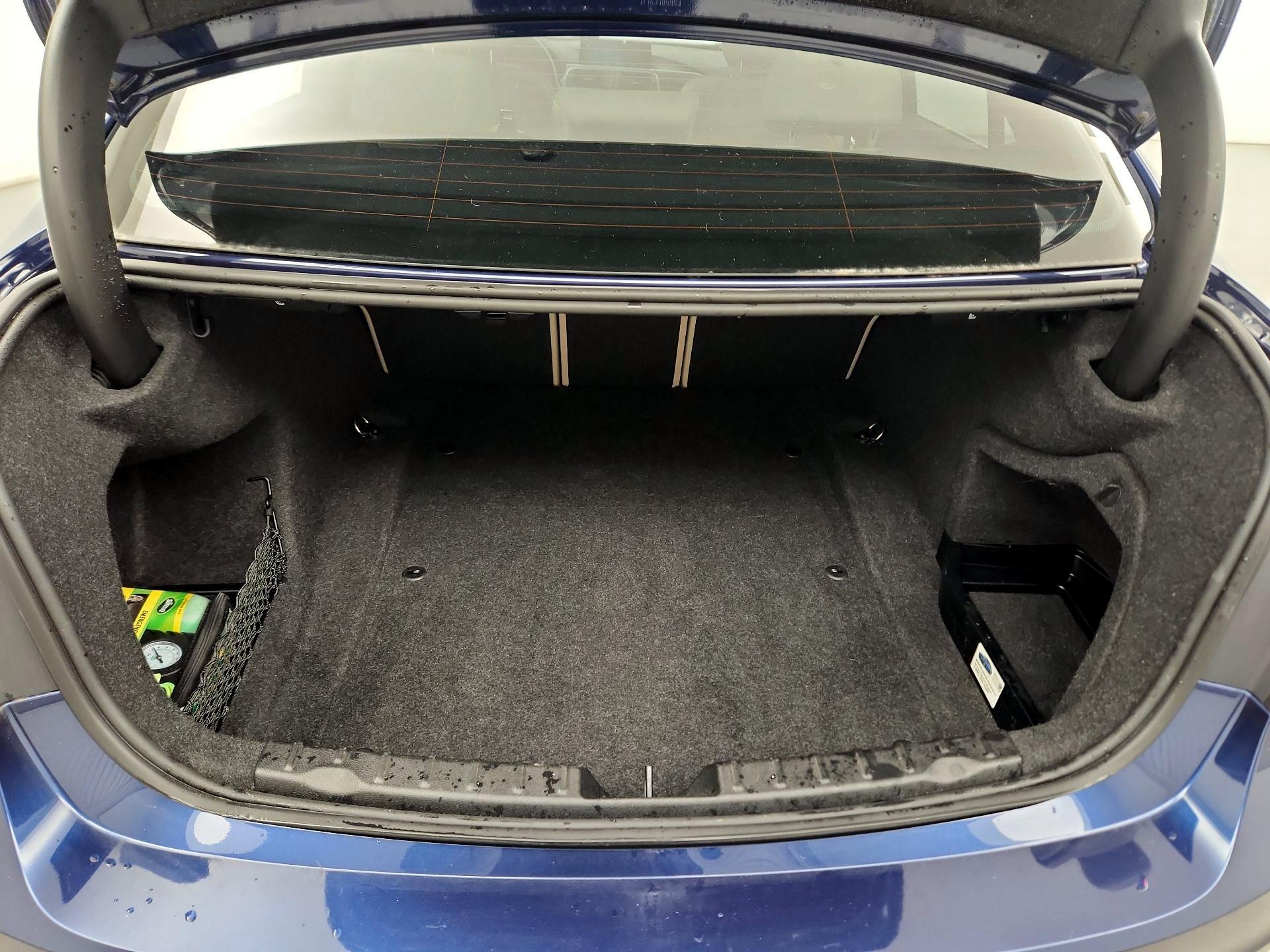 Thumbnail: 2017 BMW 3 Series - 20