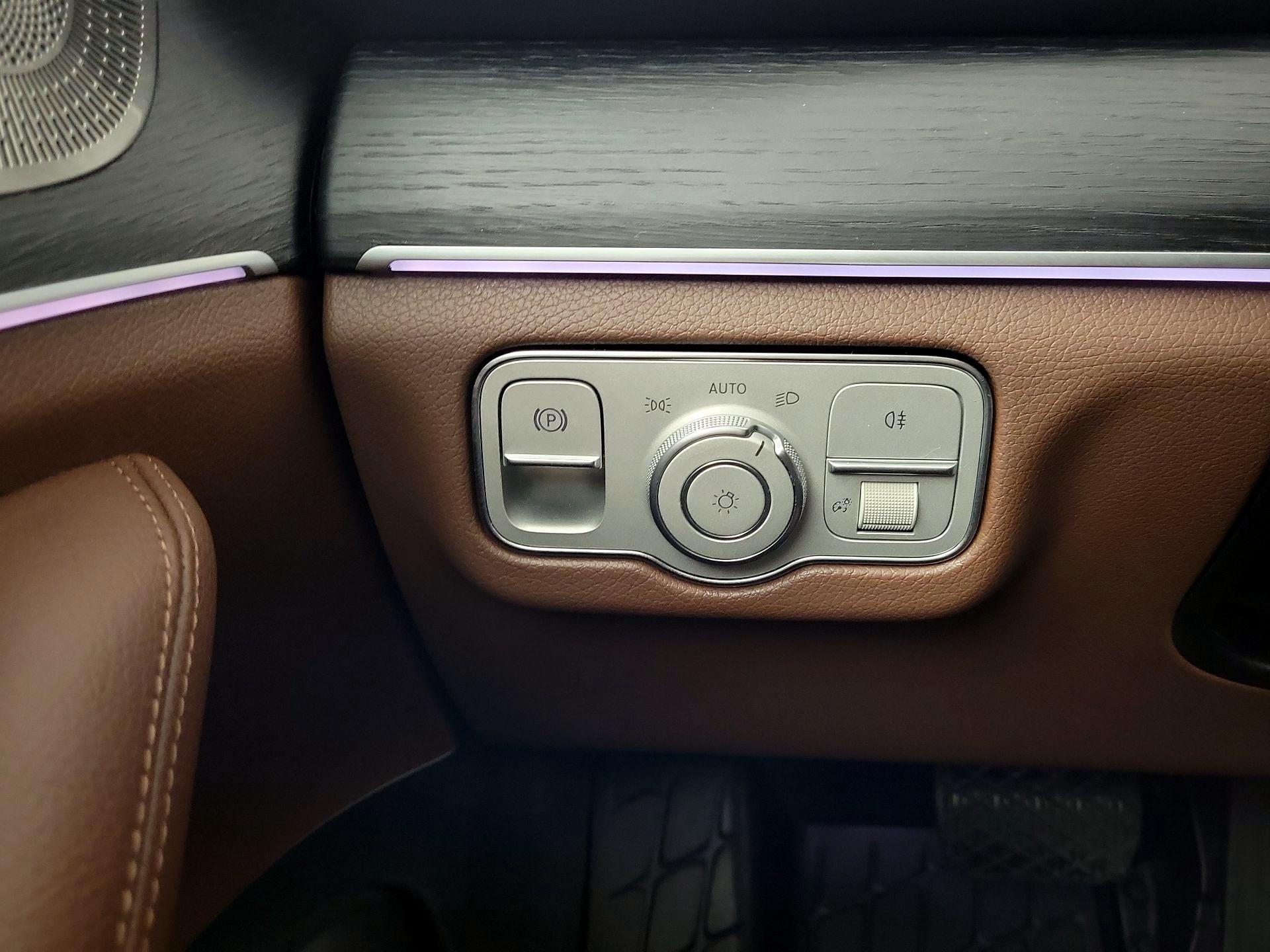 Thumbnail: 2025 Mercedes-Benz GLE - 11