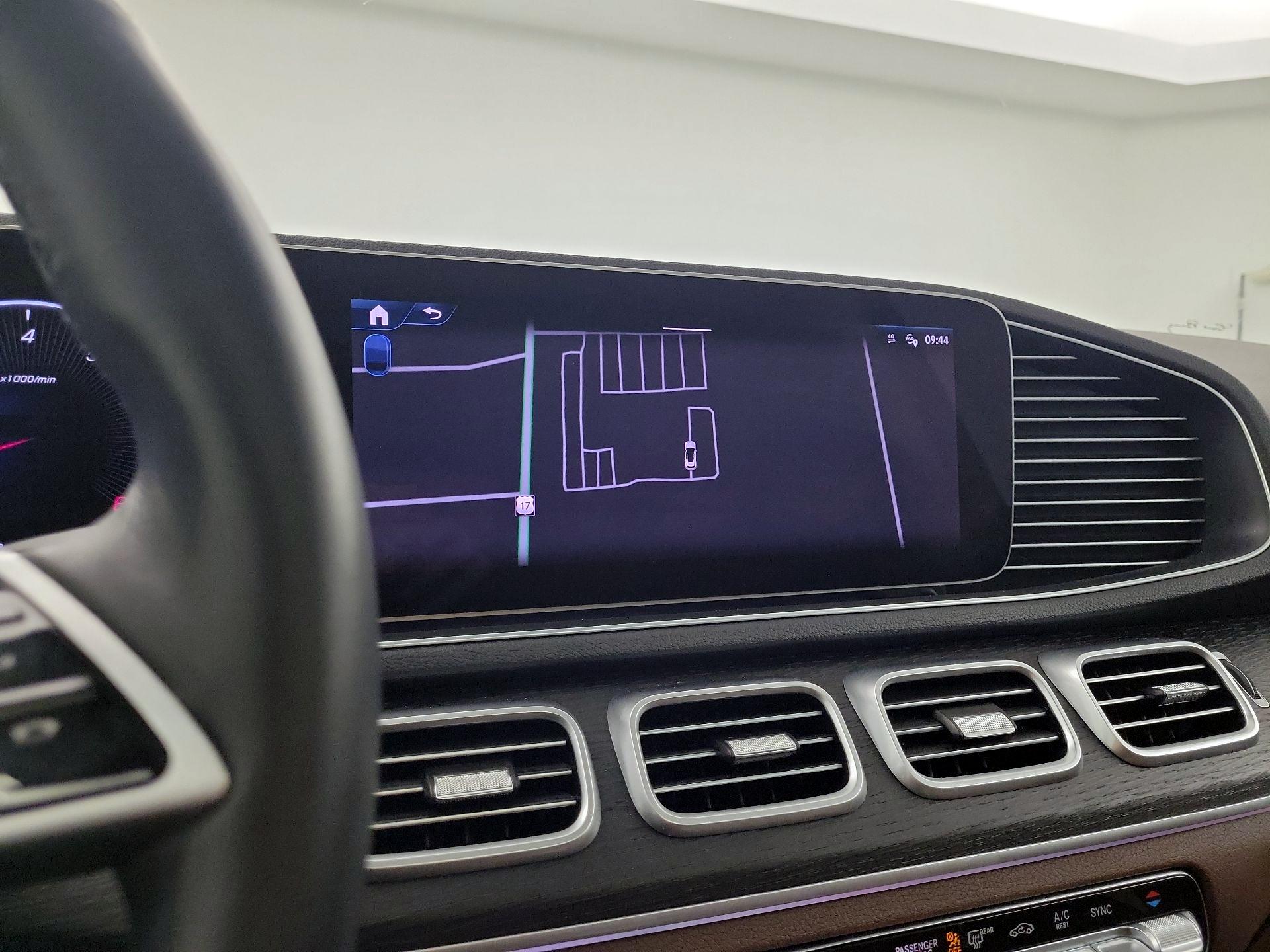 Thumbnail: 2025 Mercedes-Benz GLE - 12