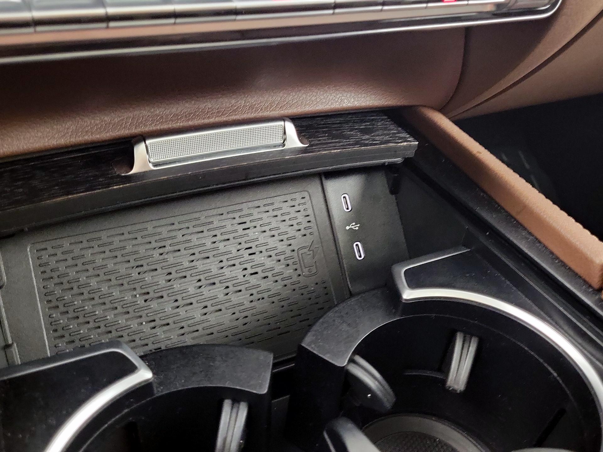 Thumbnail: 2025 Mercedes-Benz GLE - 17