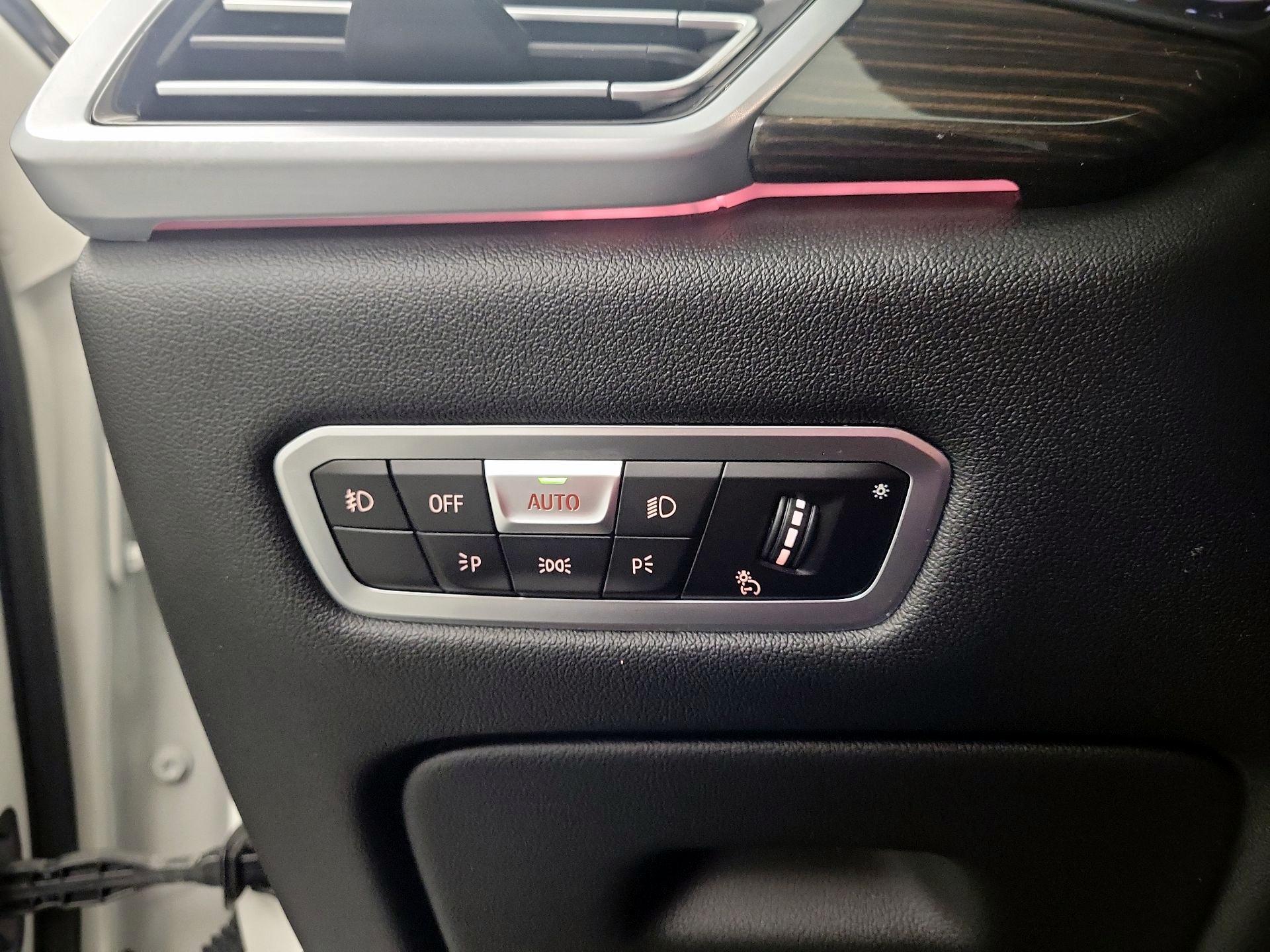 Thumbnail: 2021 BMW X5 - 11